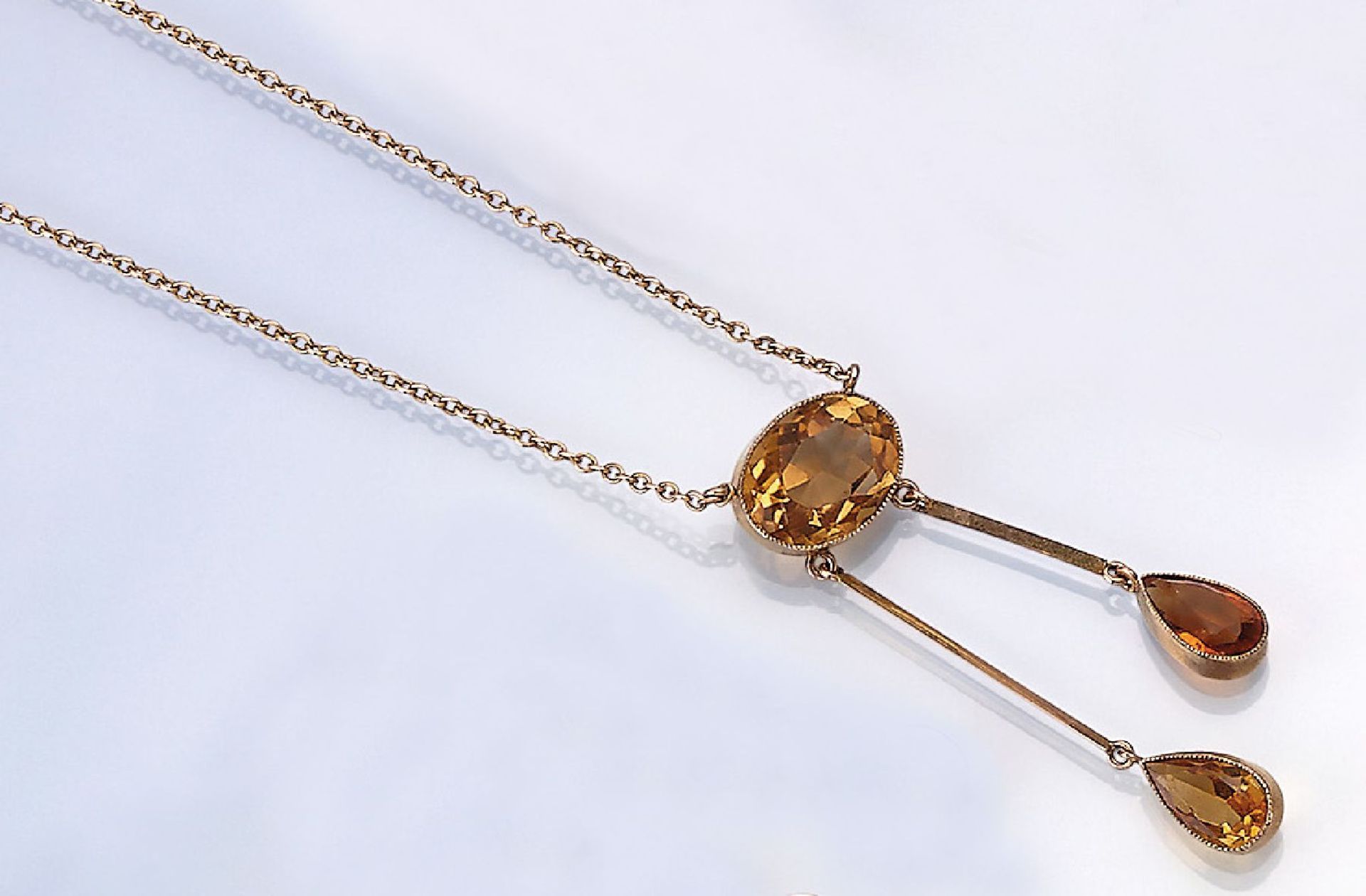 9 kt gold necklace with citrines , England approx. 1910s, YG 375/000, citrine pear shapedand oval