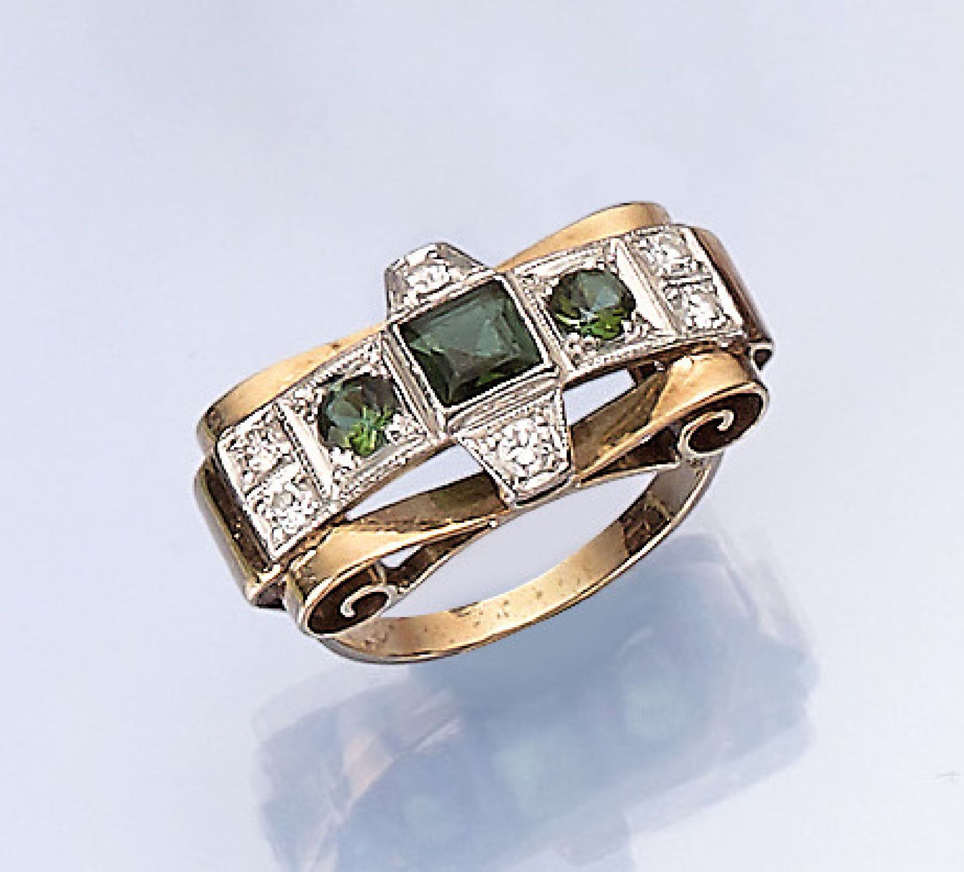 14 kt gold ring with tourmalines and brilliants, german 1940s , YG/WG 585/000, 3 tourmalines of good