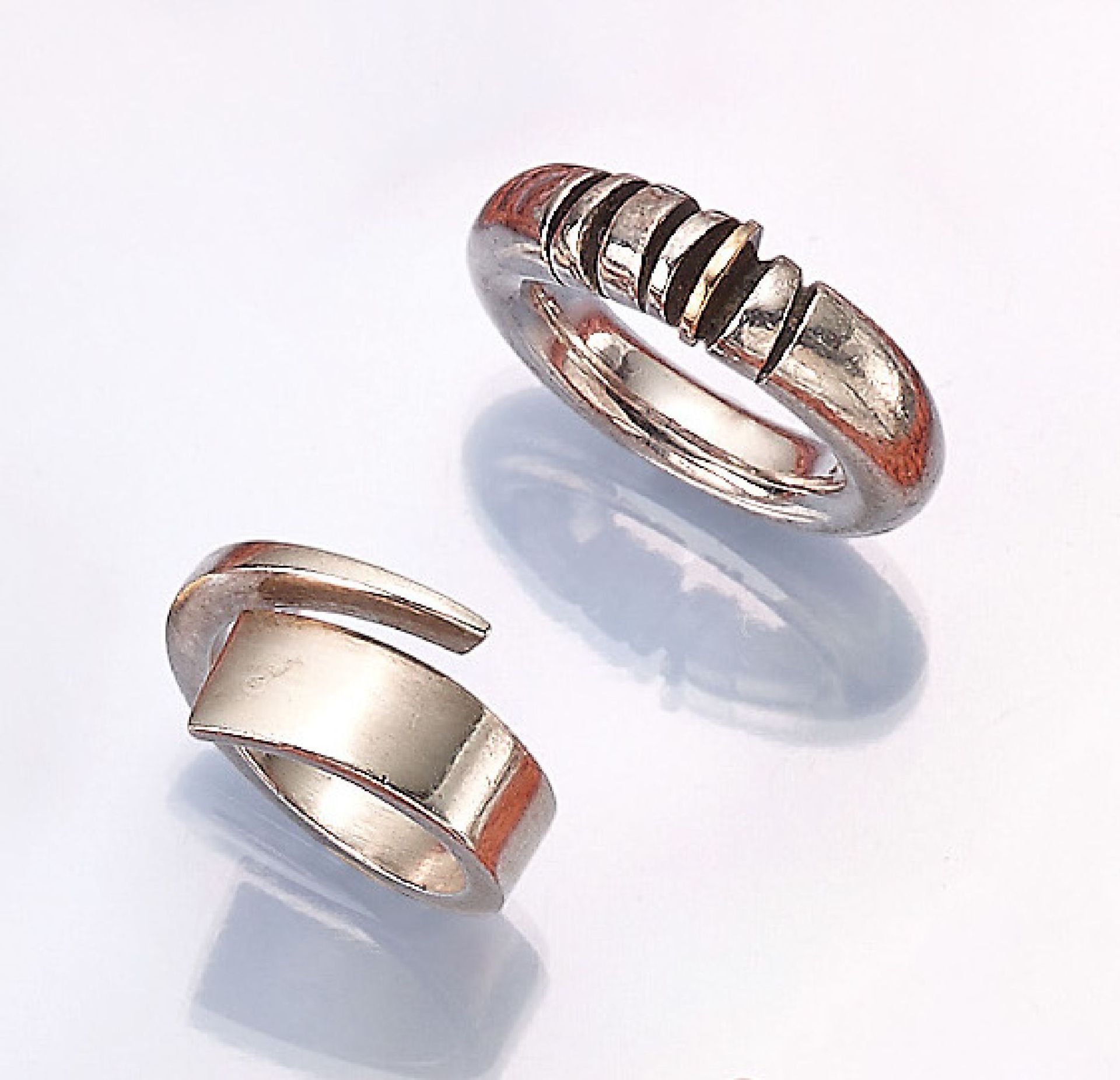 Lot 2 GEORG JENSEN rings , Denmark, silver 925, signed ringsize 53 respectively 55.5Konvolut 2 GEORG