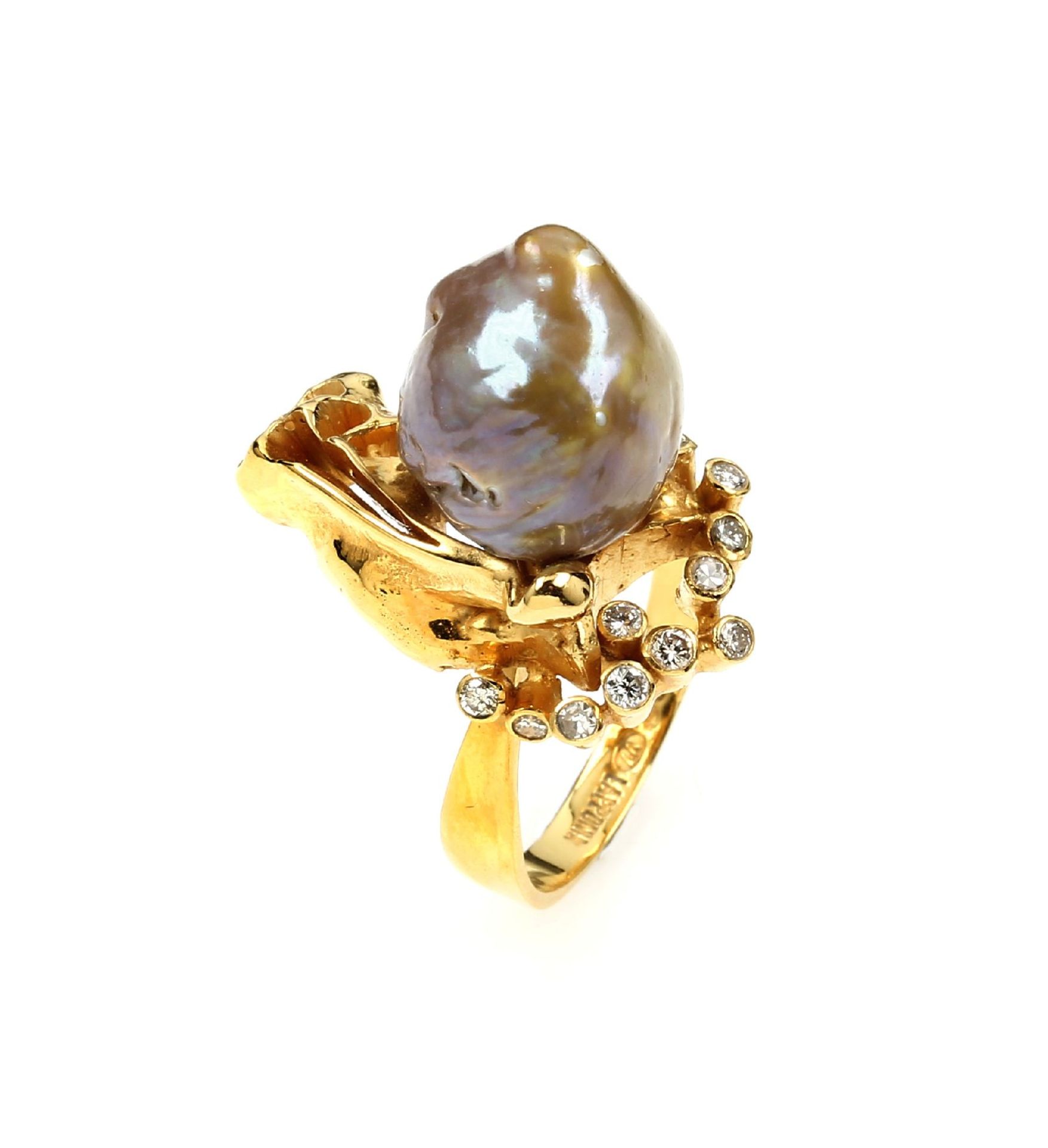 18 kt gold LAPPONIA ring with diamonds and cultured south seas pearl , YG 750/000, Finland 1974, 1