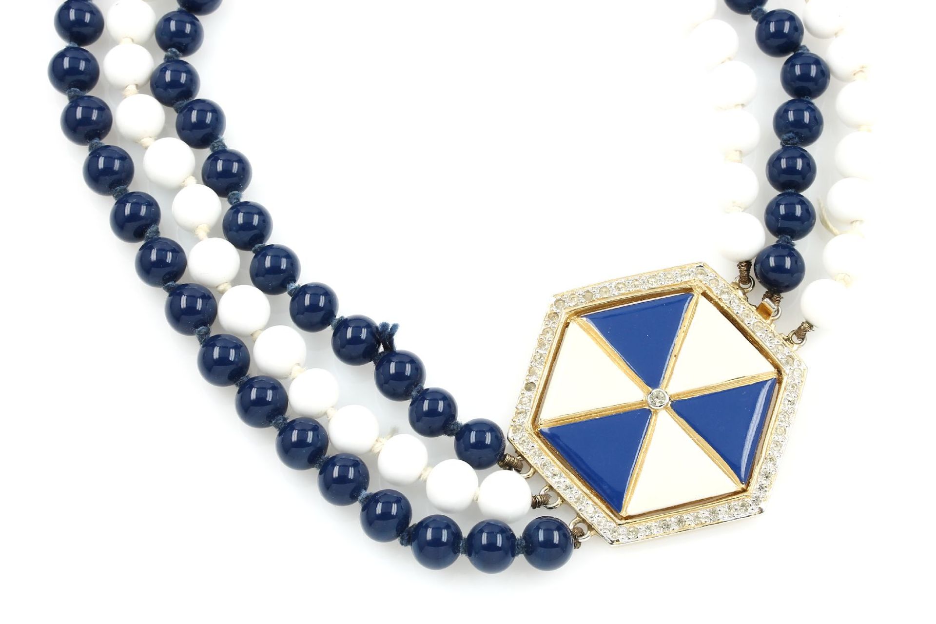 Costum jewellery necklace, VALENTINO , Italy approx. 1970/80s, clasp hexagonal with hard laquer in