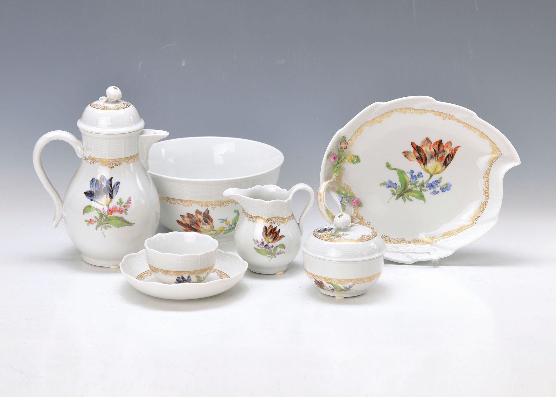 Mocha- respectively Espresso Set, Meissen, 20th c., decor Marcolini- Tulip with Ozier- embossment