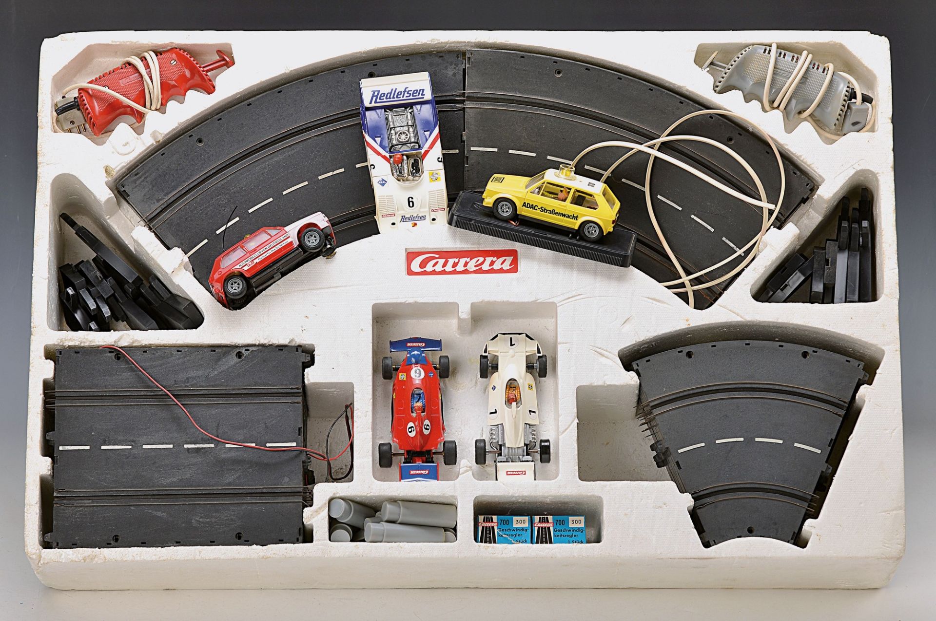Carrera Indianapolis 30550 with banked corner and 47 matching cars 1:24, 1970s, different models,