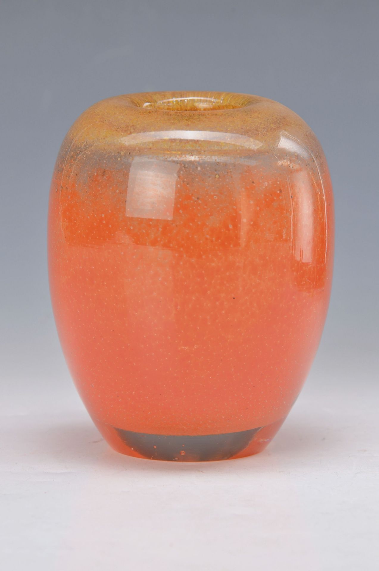 vase, so-called Dexel-egg, WMF, around 1935- 38, intermediate glass orange stained with air bubbles,