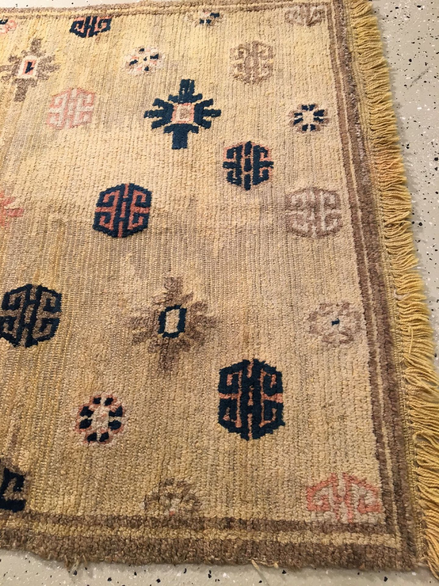 Yellow Tibetan Kampa-Dzong Khaden "Meditation-Rug", South Tibet, circa 1900, wild yak-wool/wool, - Bild 4 aus 8