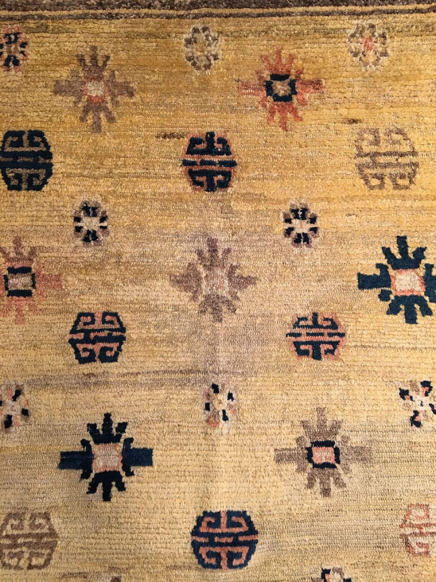 Yellow Tibetan Kampa-Dzong Khaden "Meditation-Rug", South Tibet, circa 1900, wild yak-wool/wool, - Bild 3 aus 8