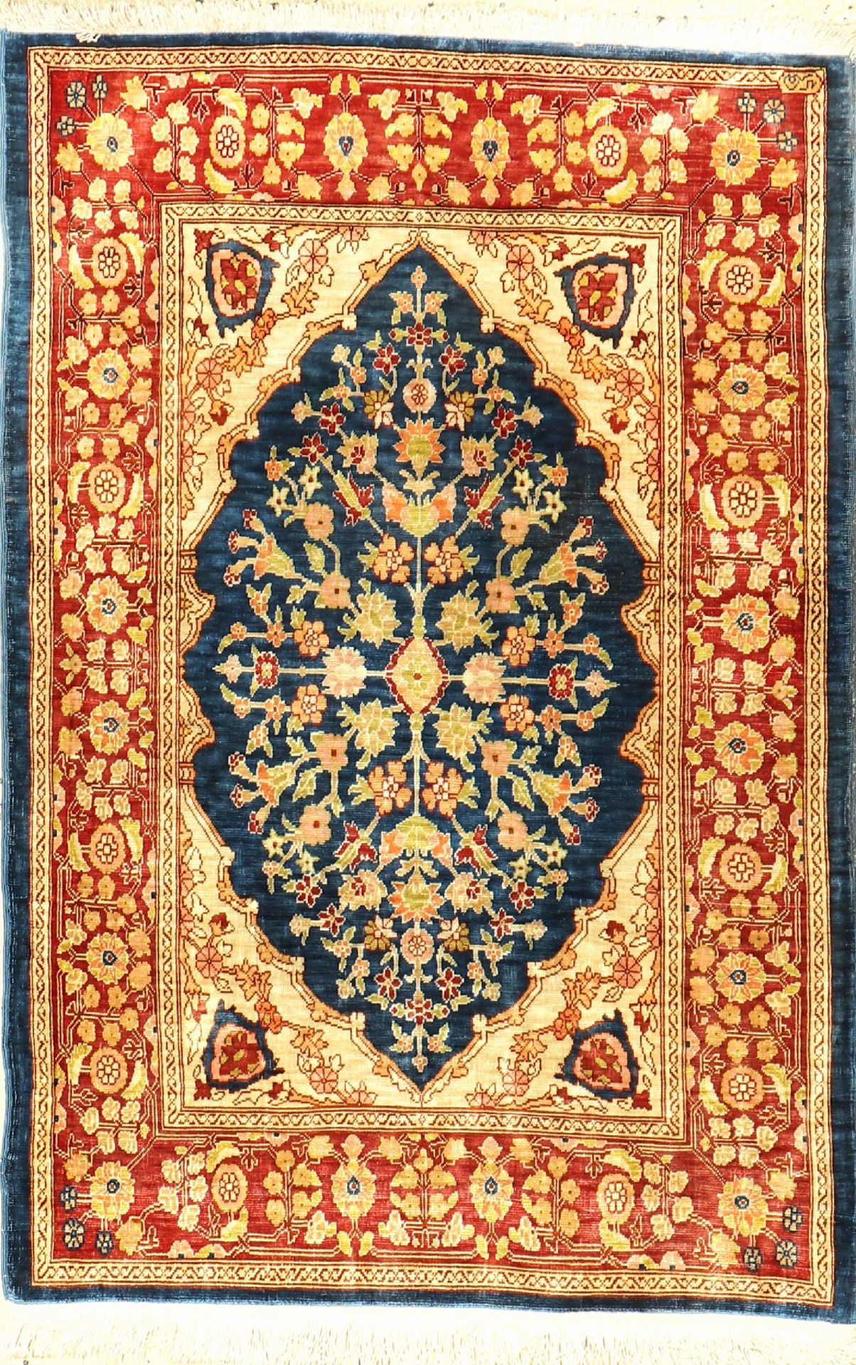Seiden Hereke old (signed), Turkey, approx. 60years, pure natural silk, approx. 83 x 57 cm,