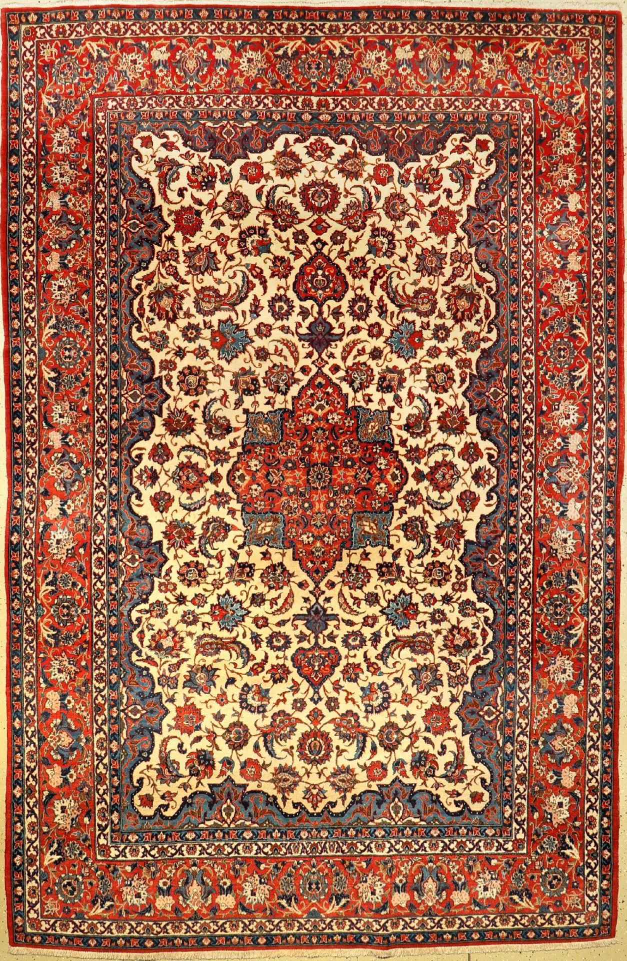 Isfahan old, Persia, approx. 60 years,wool on cotton, approx. 341 x 222 cm, condition: 2. Auction: