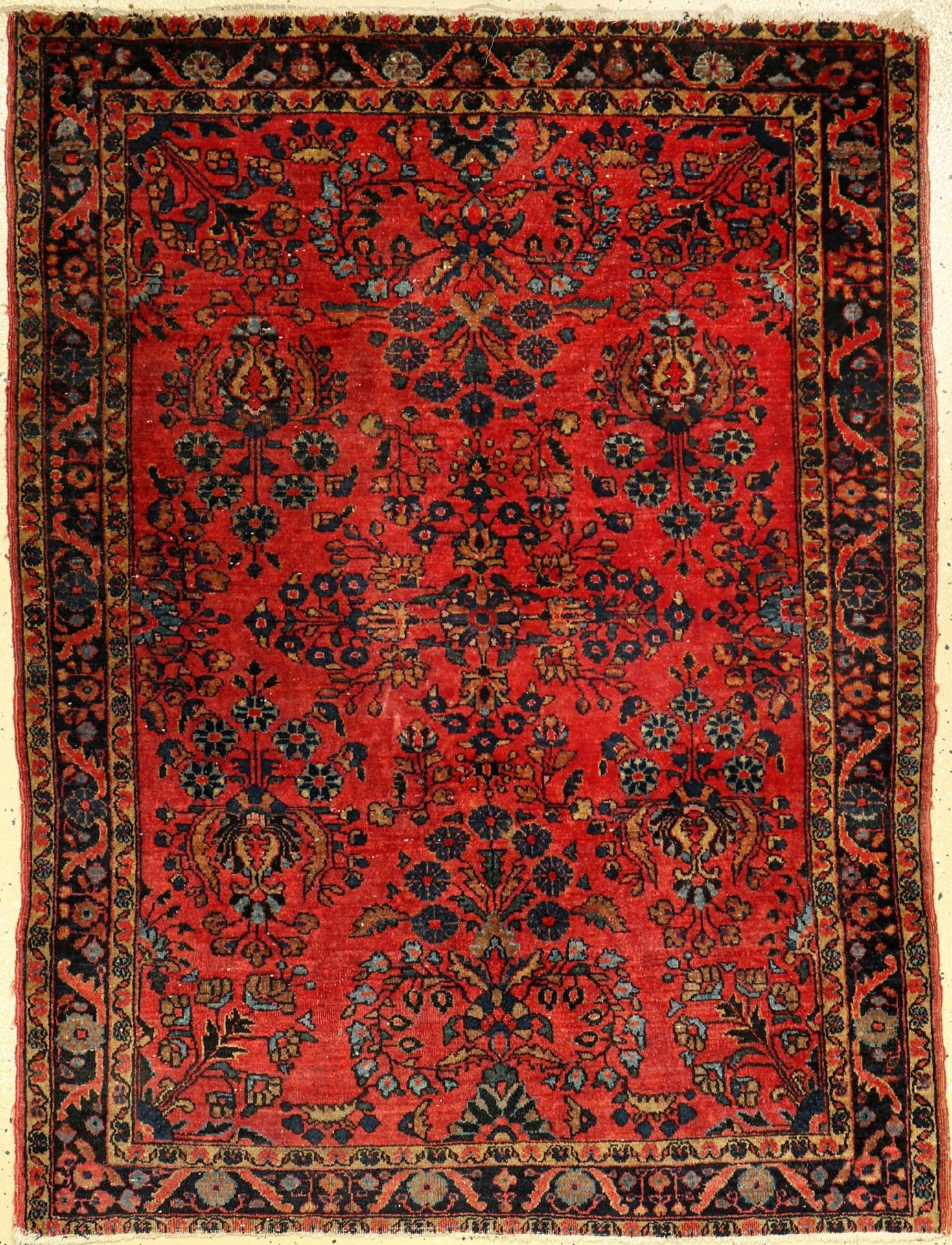 Us Saruk antique, Persia, around 1900, wool, approx. 134 x 102 cm, condition: 3-4. Auction: