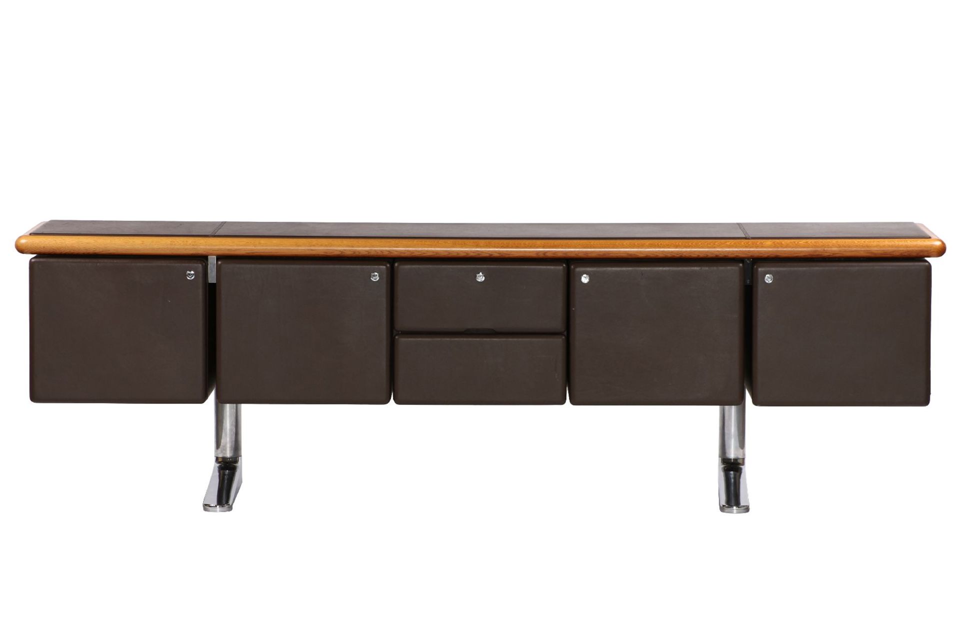 Sideboard, "Knoll international", design draftby Warren Platner from 1973, cover plate all round