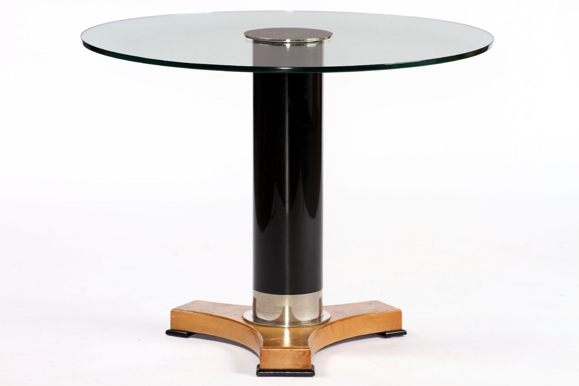 Round saloon table, detachable glass top slightly tinted, top thickness 12 mm, black lacquered round