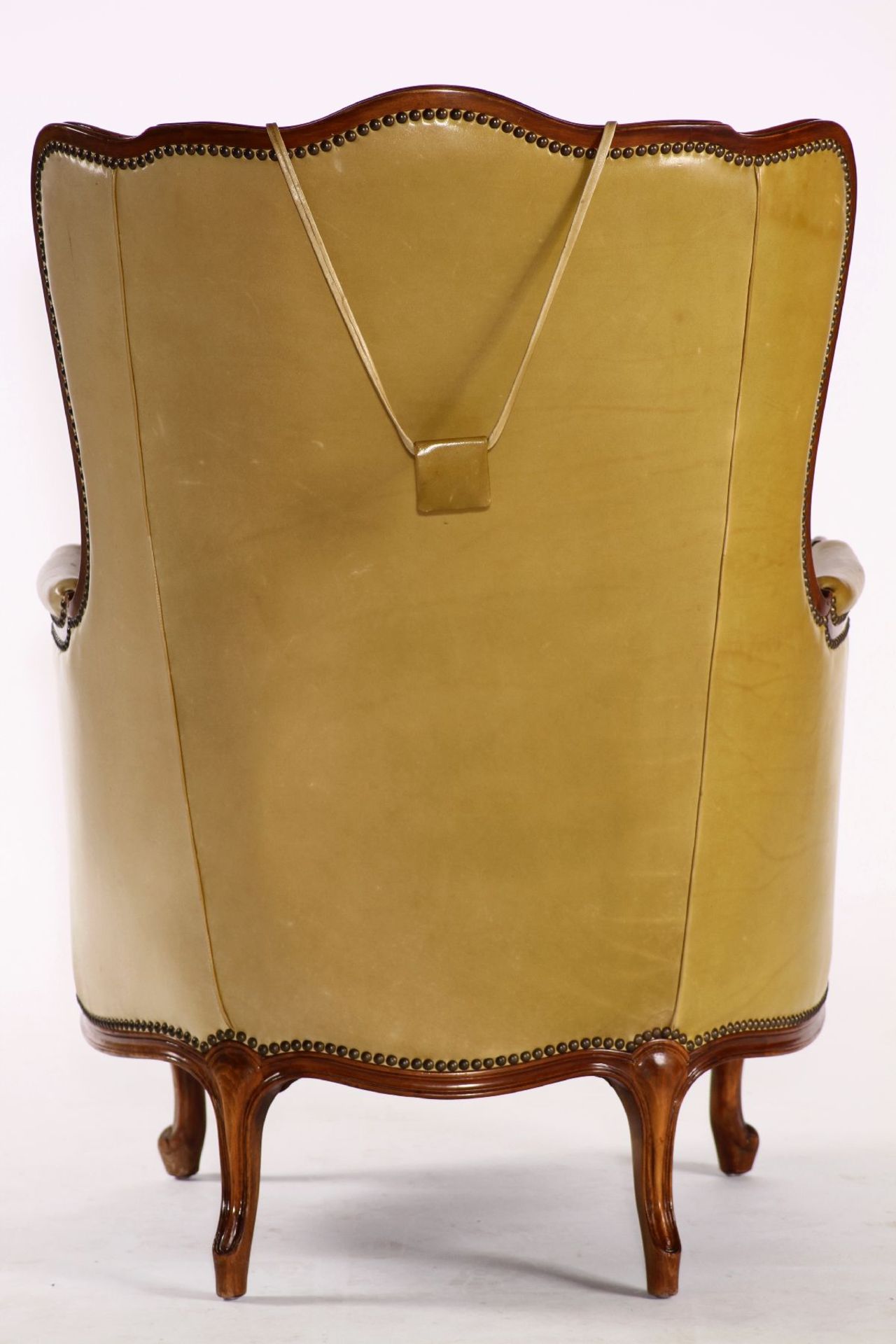 Wingback armchair, after engl. prototype from 1870/80, solid walnut frame, yellow-green or olive - Image 4 of 4