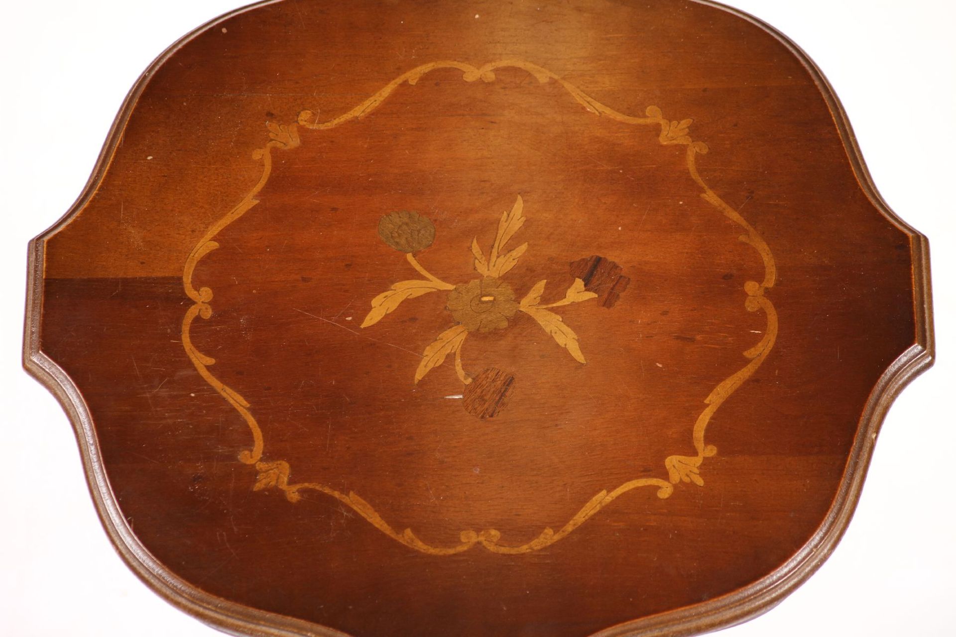 telephone table, partly solid wood, walnut veneer, inlays in shape of flowers and leafing using - Bild 2 aus 2
