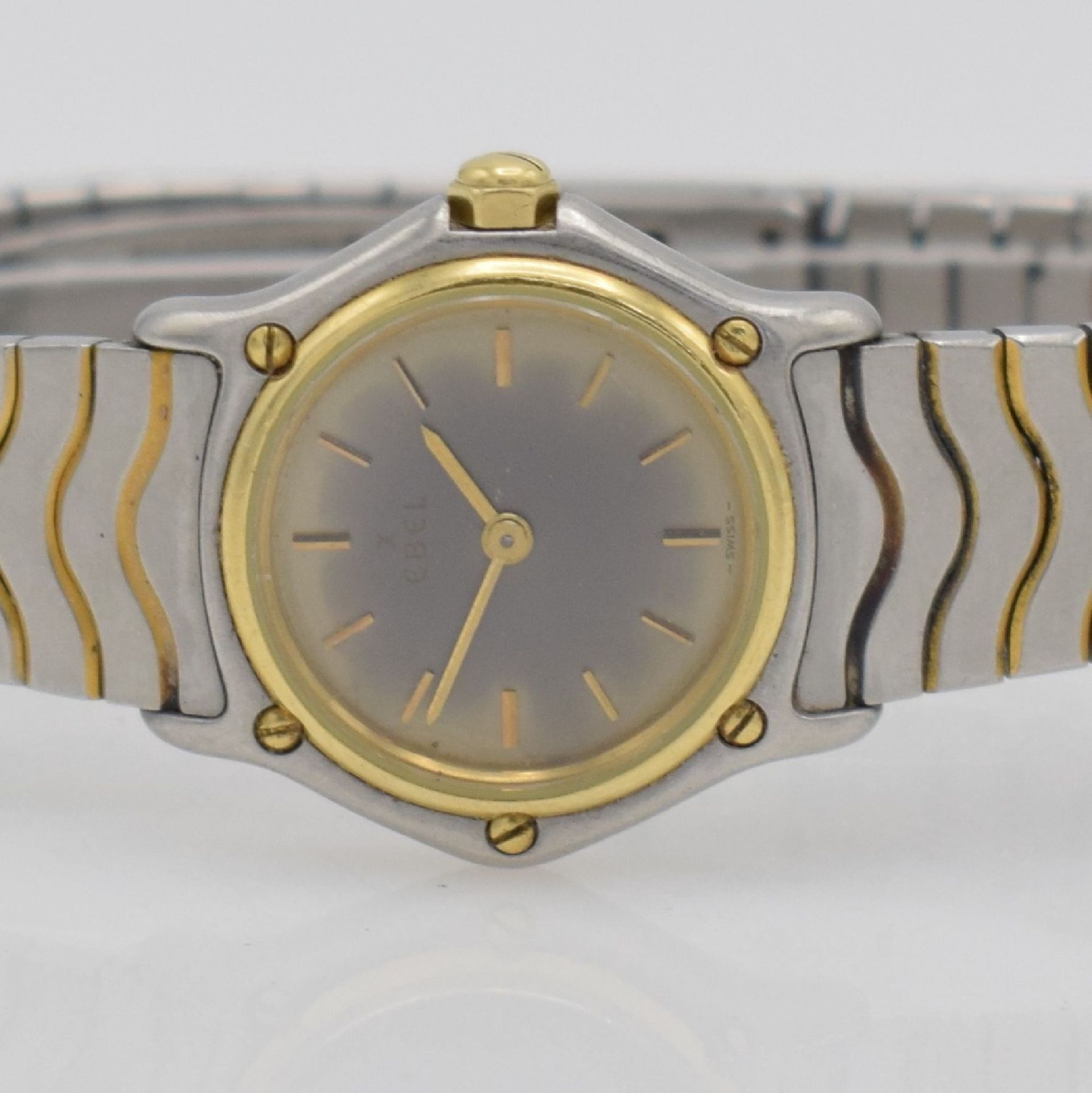 EBEL Classic Wave ladies wristwatch in steel/ gold, Switzerland around 1990, reference 166901, bezel - Bild 2 aus 5