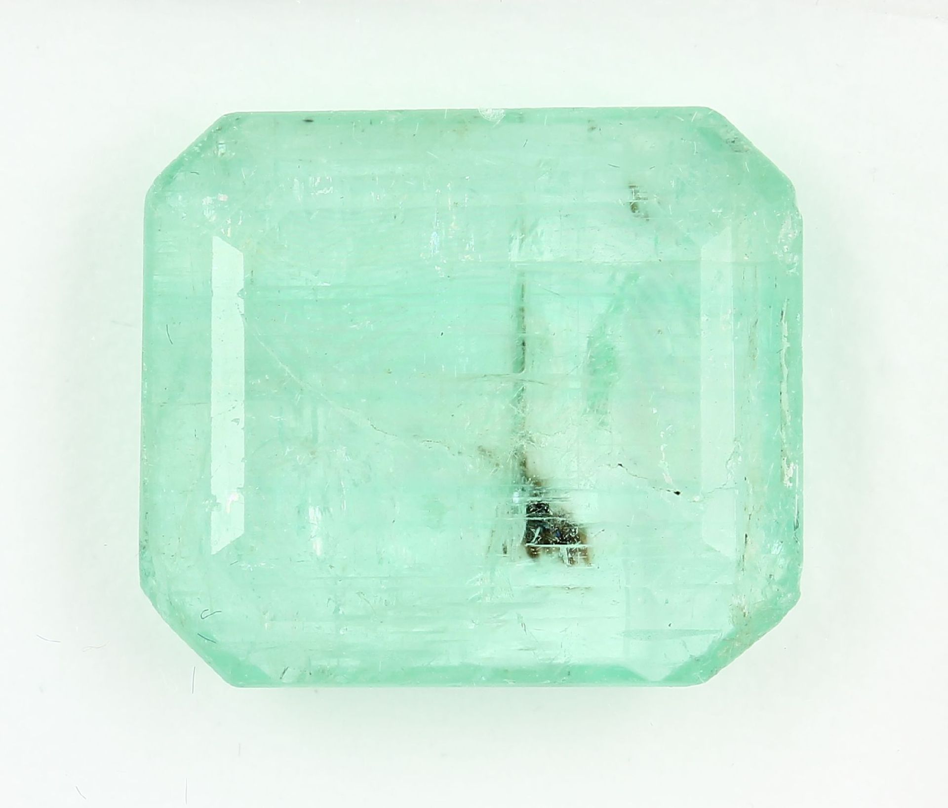 Loose emerald , approx. 32.95 ct, in emerald-cut, bright colourLoser Smaragd, ca. 32.95 ct, im