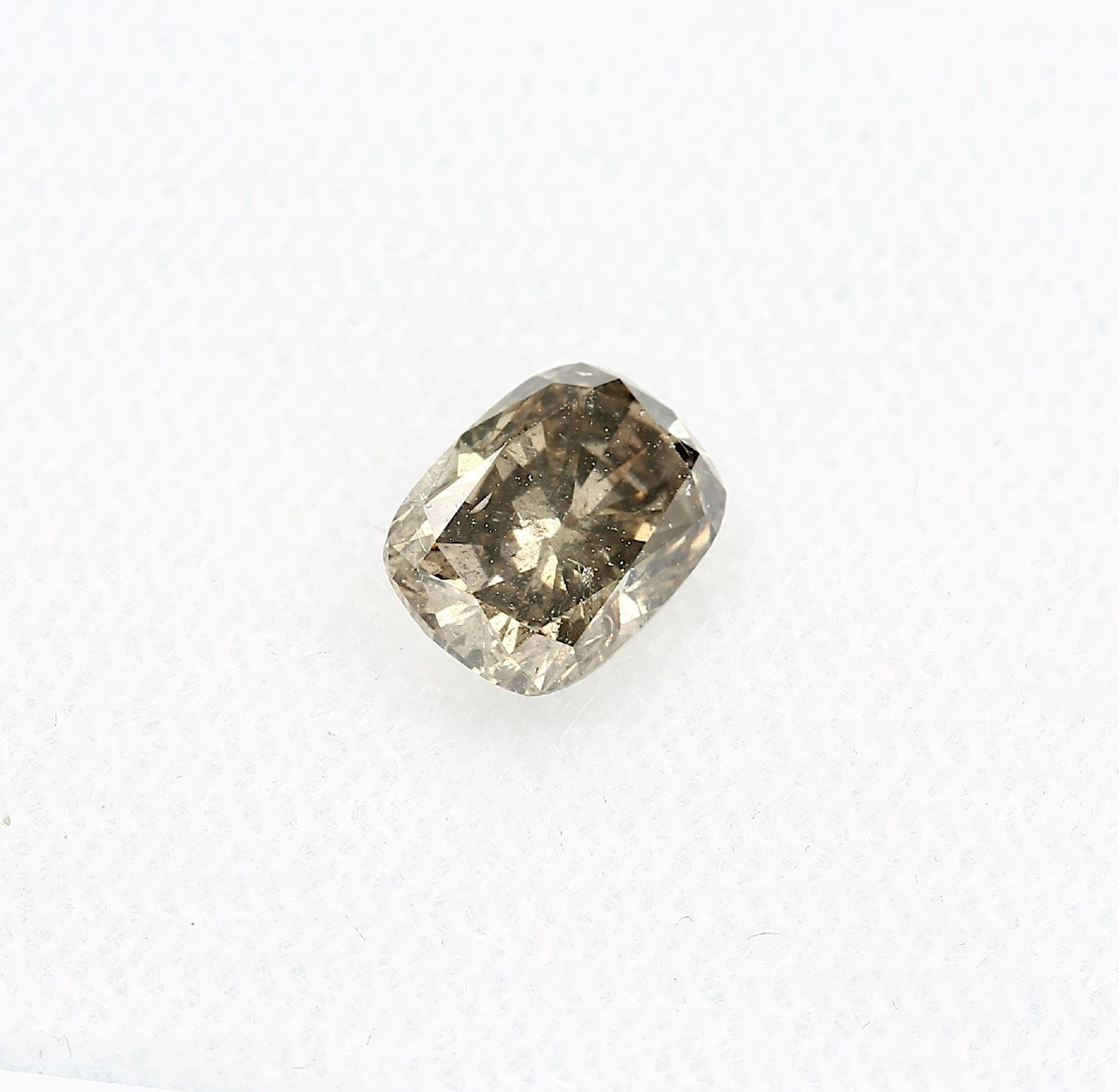 Loose diamond in cushion-cut 1.04 ct , natural, Fancy Dark Greenish Yellow-Brown, with GIA expertise - Bild 2 aus 4