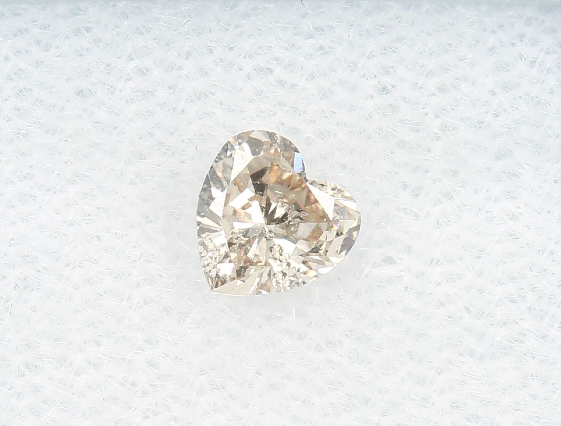 Lose diamond heart 0.37 ct , Natural, Light Pinkish Brown, GIA expertise Valuation Price: 2450, -