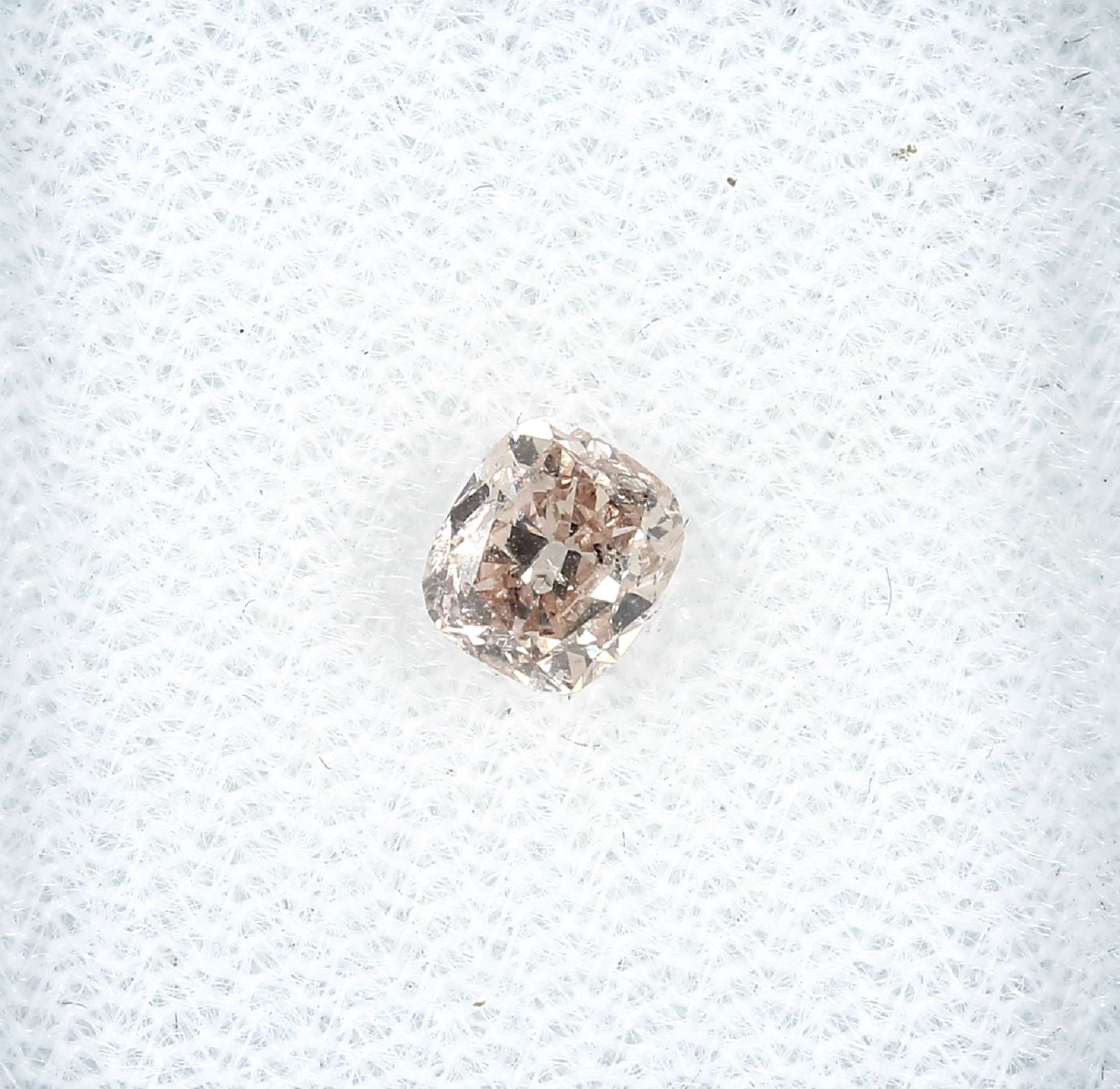 Loose diamond in cushion-cut 0.51 ct , natural, Fancy Brown-Pink, GIA expertise Valuation Price: