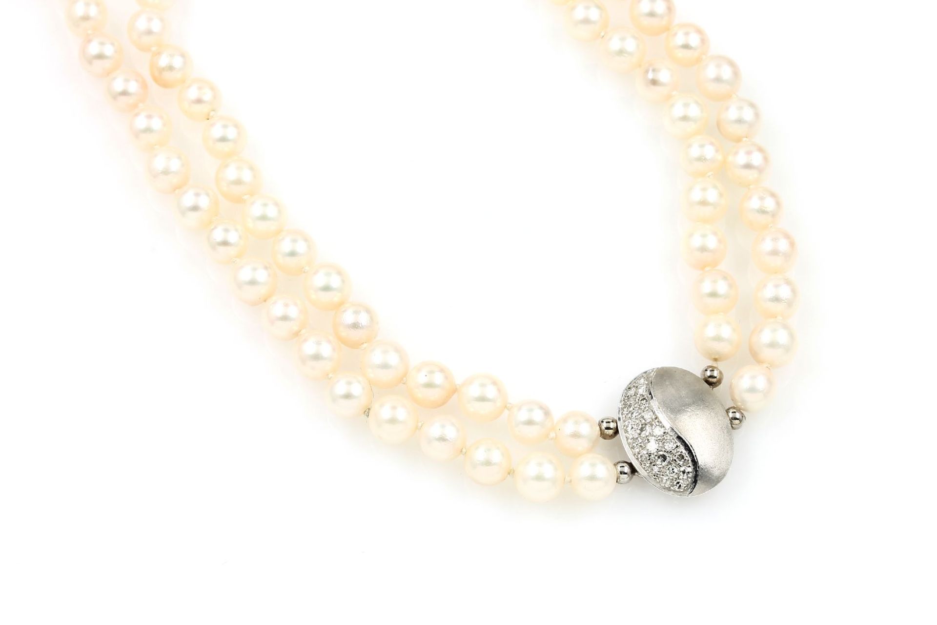 2-rowed necklace made of cultured akoya pearls , 168 white pearls diam. approx. 6.0 - 6.5 mm, nat.