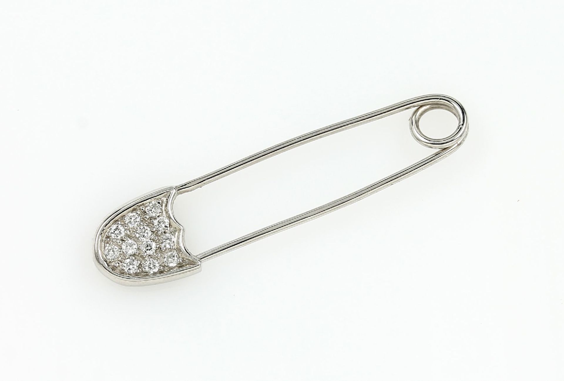 14 kt gold safety pin with brilliants , WG 585/000, brilliants total approx. 0.25 ct Wesselton/