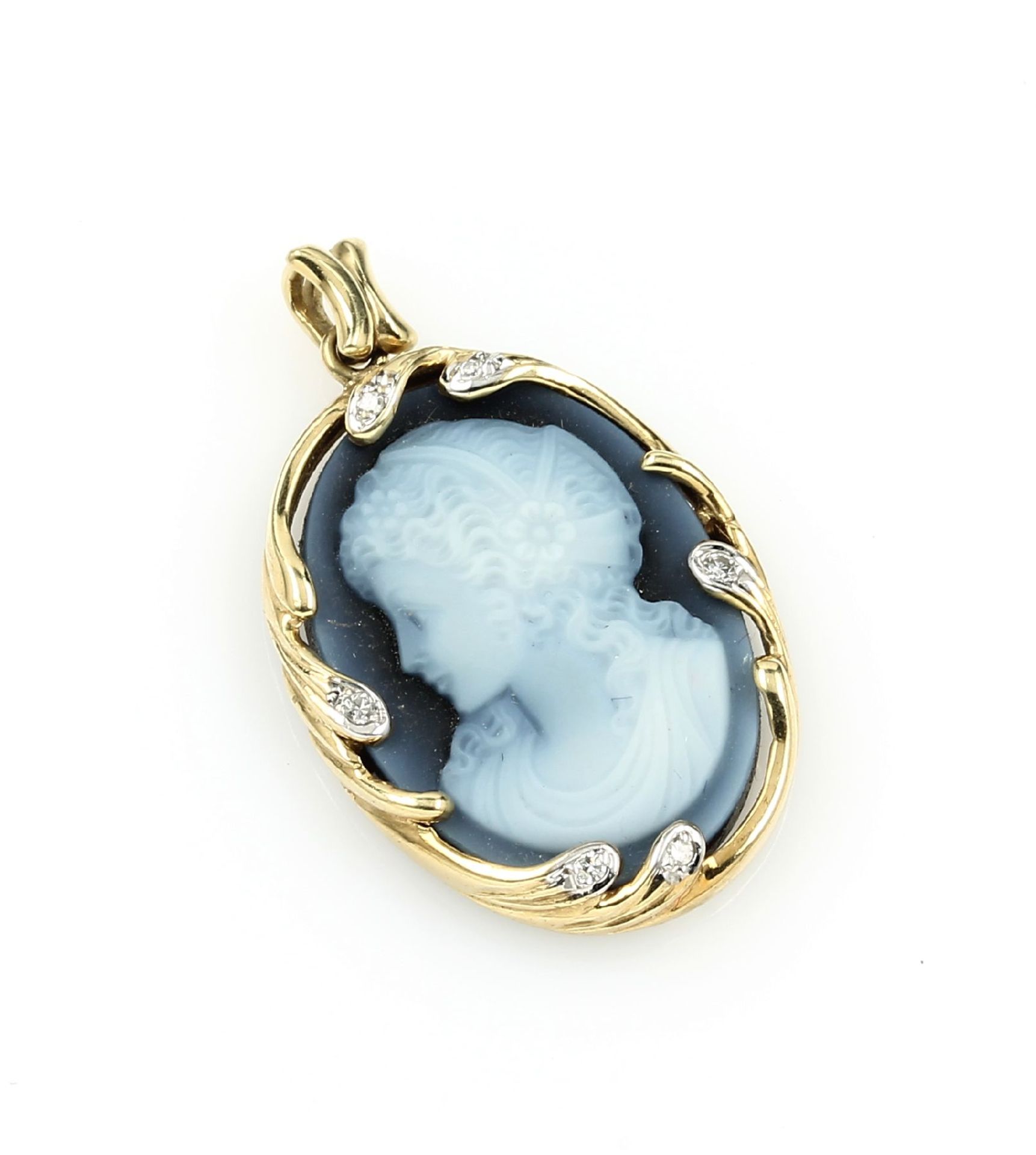 14 kt Gold pendant with agate cameo and brilliants , YG 585/000, cameo in ladies' portrait,