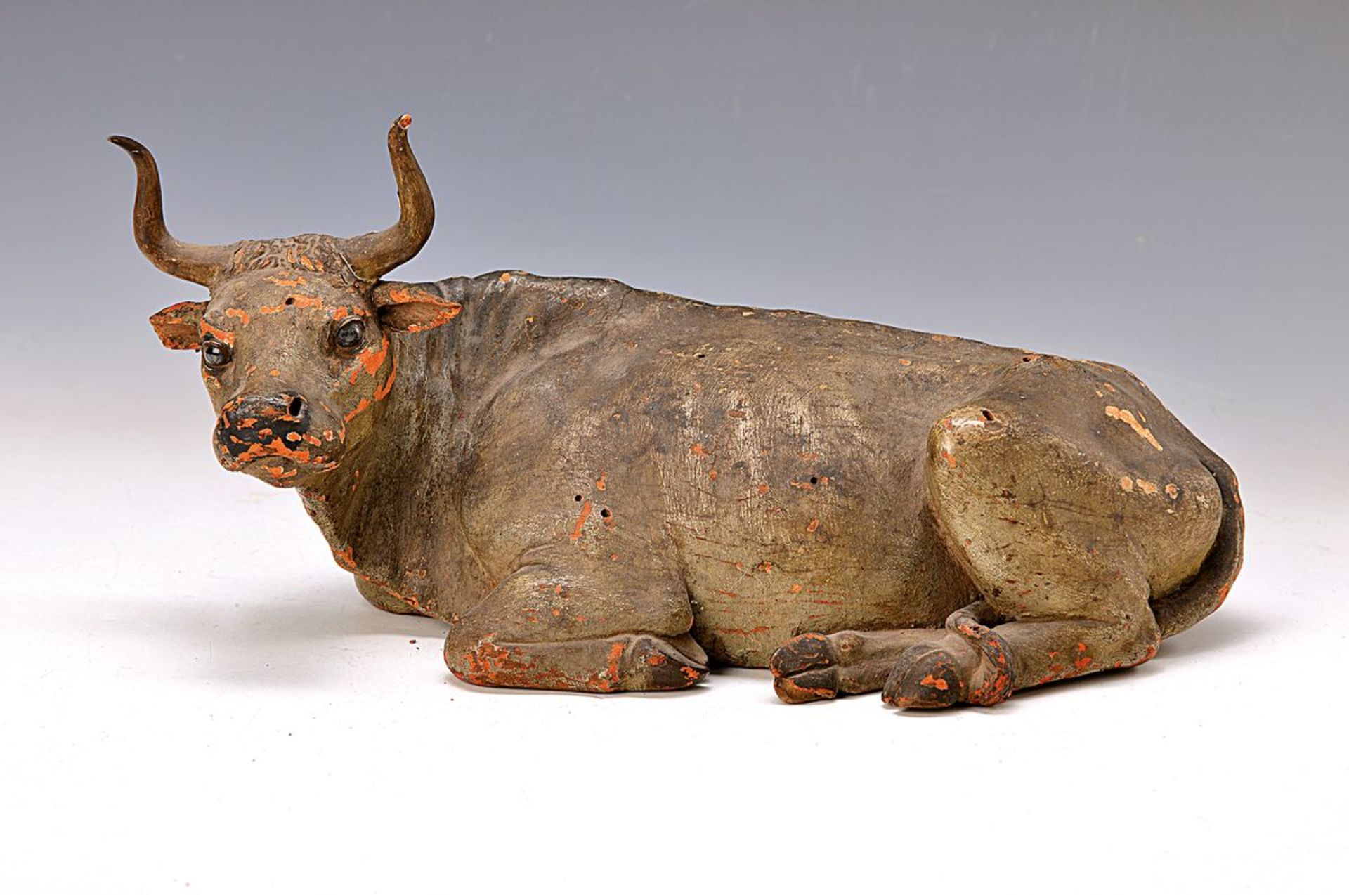 Early crib figure, Southern Germany, around 1770/80, lying ox, basswood carved, orig. painting,