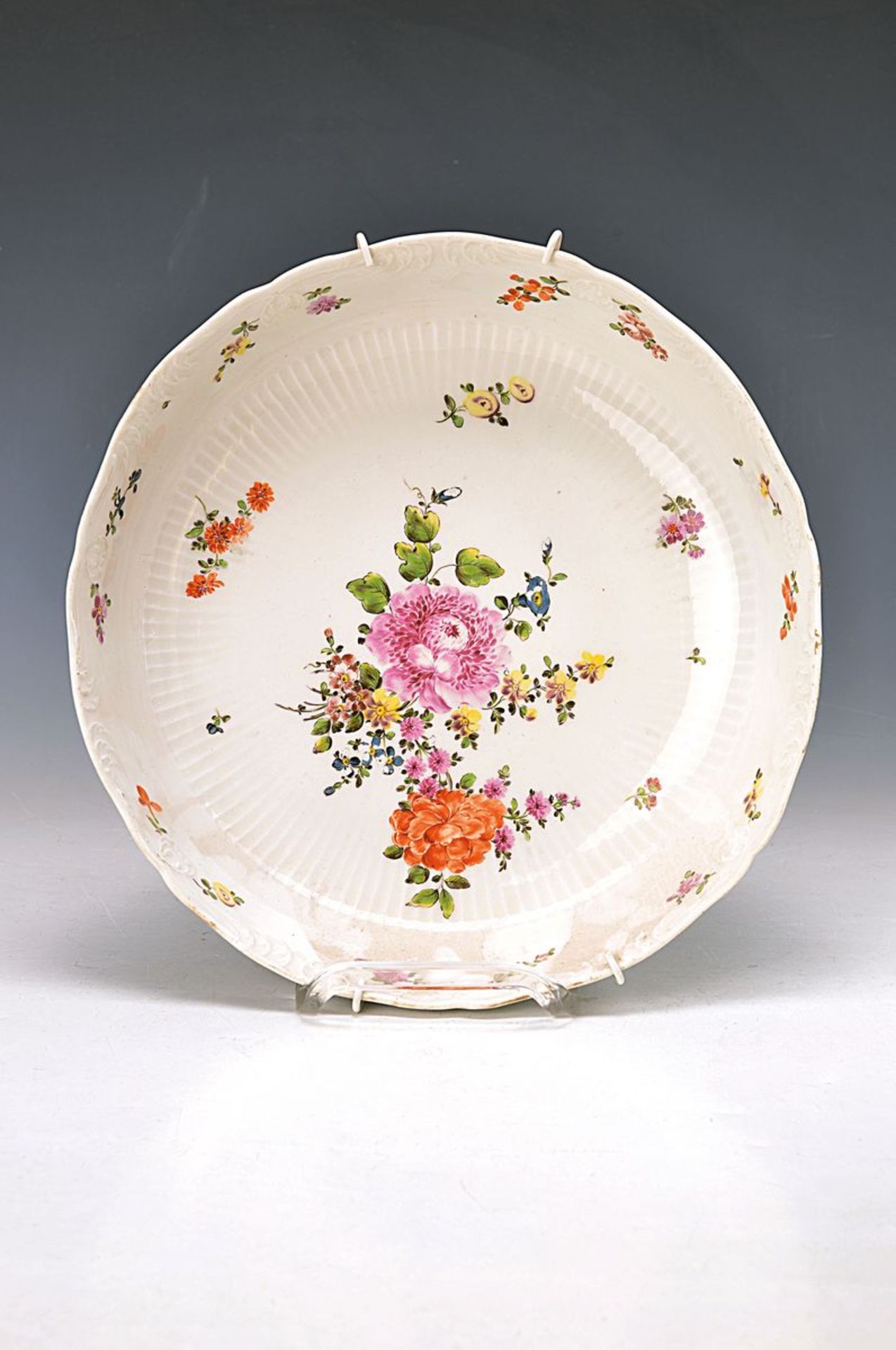 bowl, Austria, around 1780, porcelain, bar- and rococo embossment, colorful painting of floral