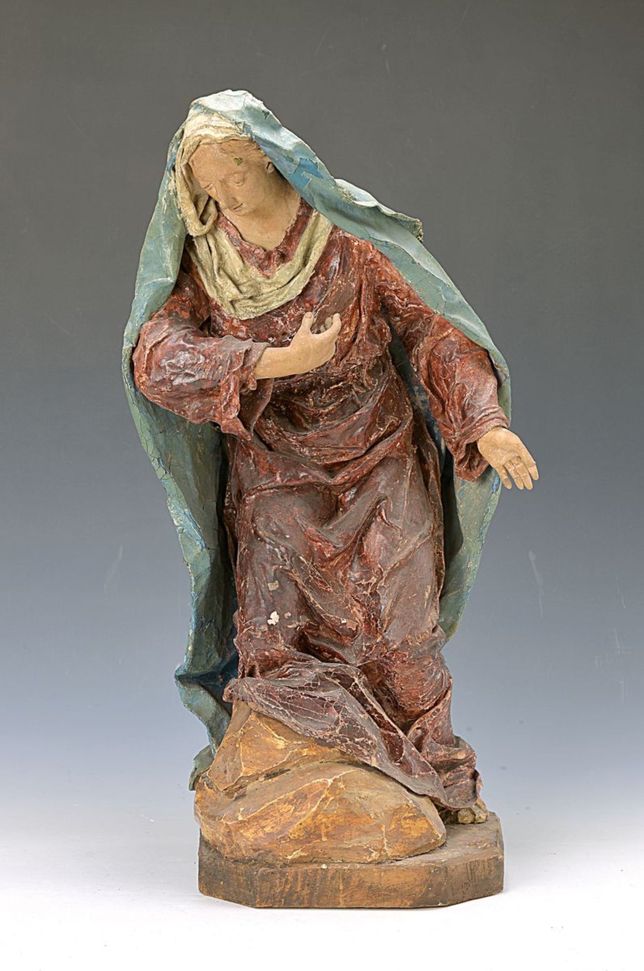 figure of a Madonna, Speyer around, 1870, wood core with Paper mache- and Textile overlay,
