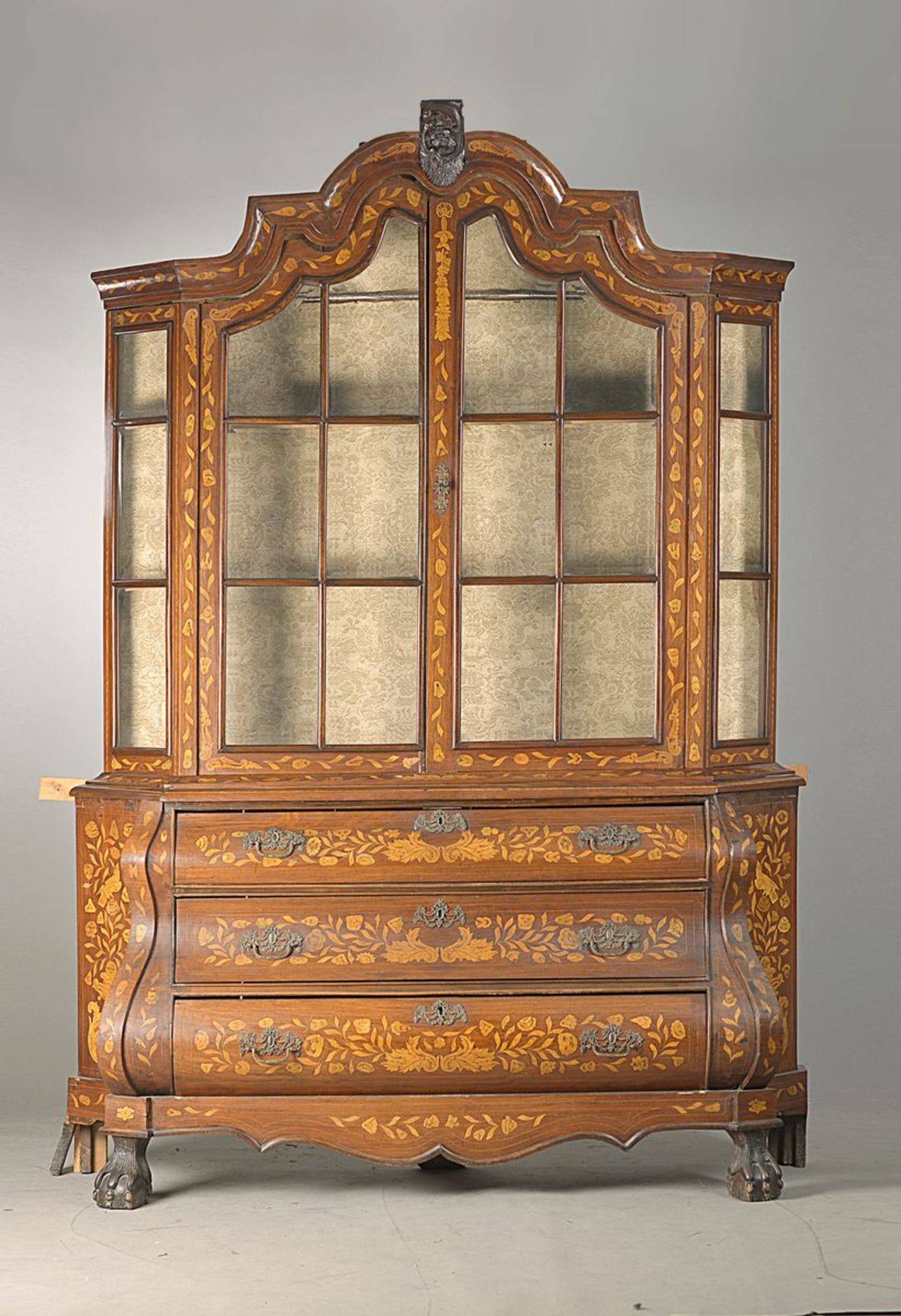 Large cupboard, The Netherlands, around 1880/90, walnut veneer, flower inlets and acanthus leaf in