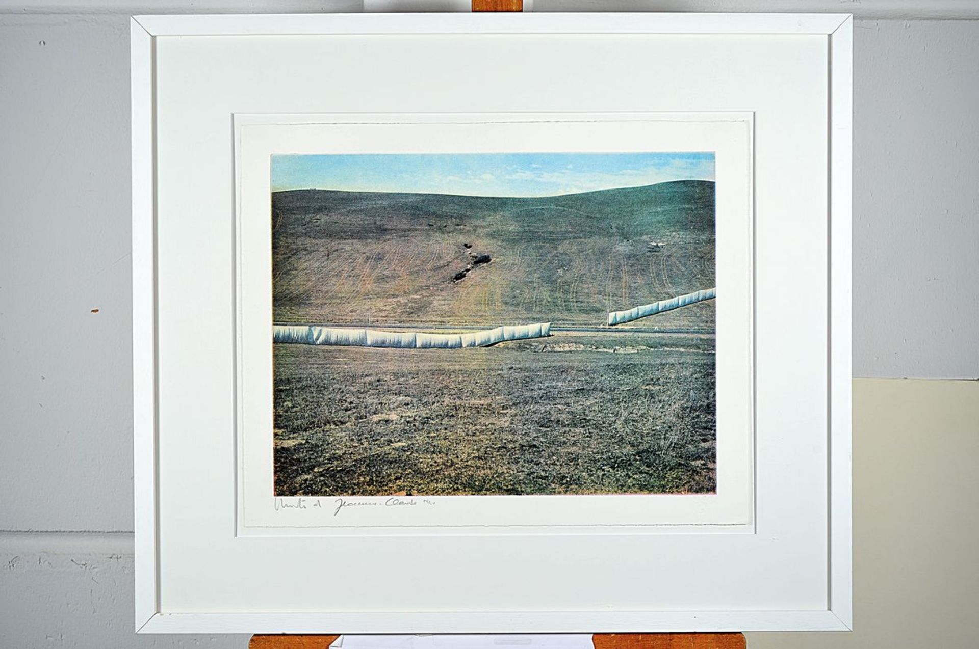 Christo, 1935 - 2009, heliogravure on BFK paper, signed by hand and num. 54/60, sign. byChristo - Bild 3 aus 4