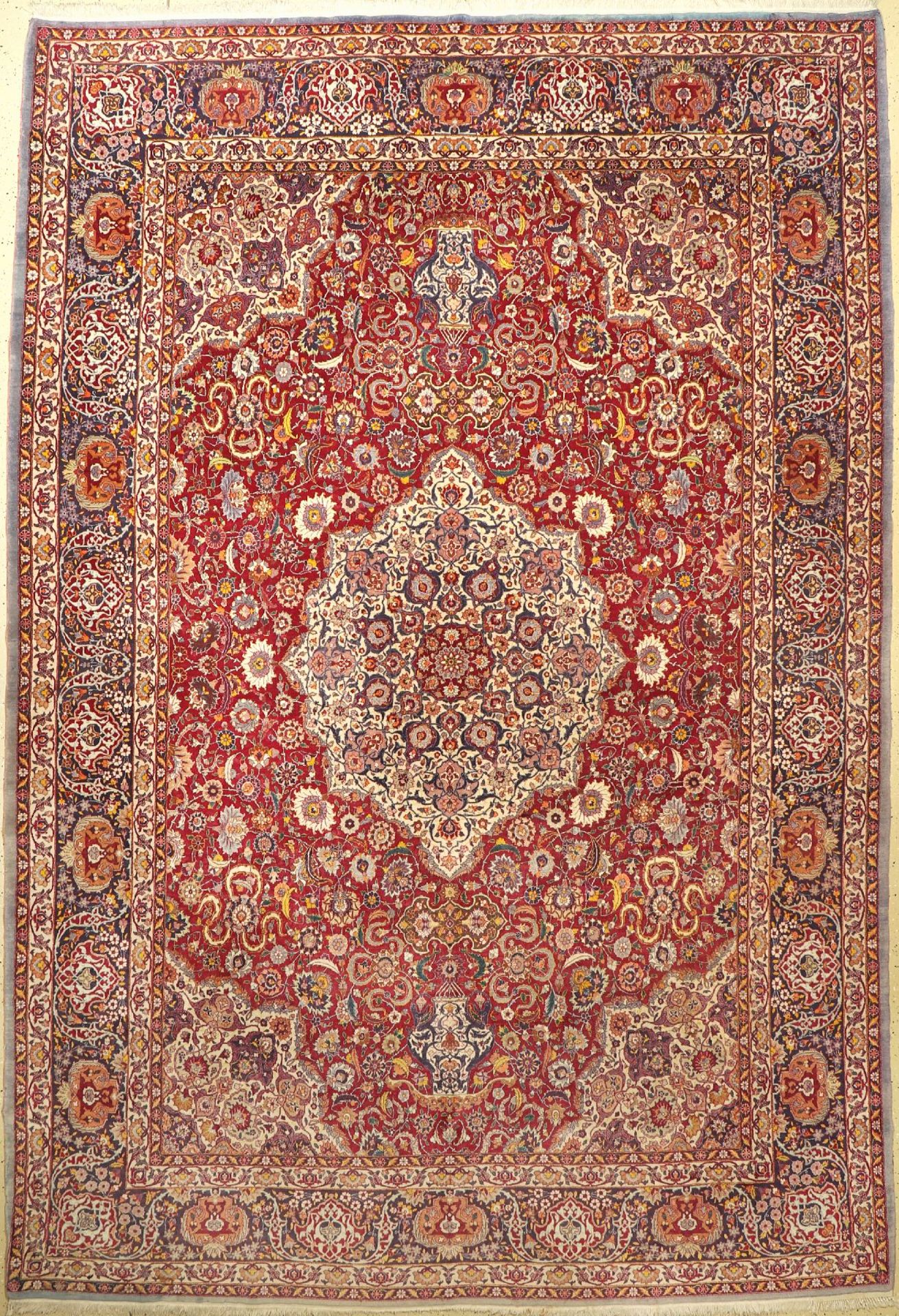 Esfahan fein, Persien, um 1930, Korkwolle, ca. 380 x 258 cm, EHZ: 2. (verblaßt), seltene