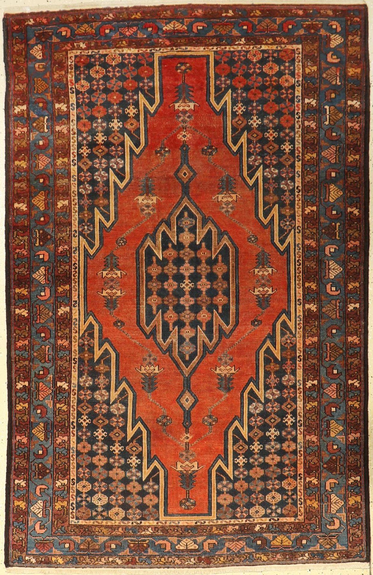 Mazlaghan, Persien, ca. 60 Jahre, Wolle aufBaumwolle, ca. 200 x 128 cm, EHZ: 4