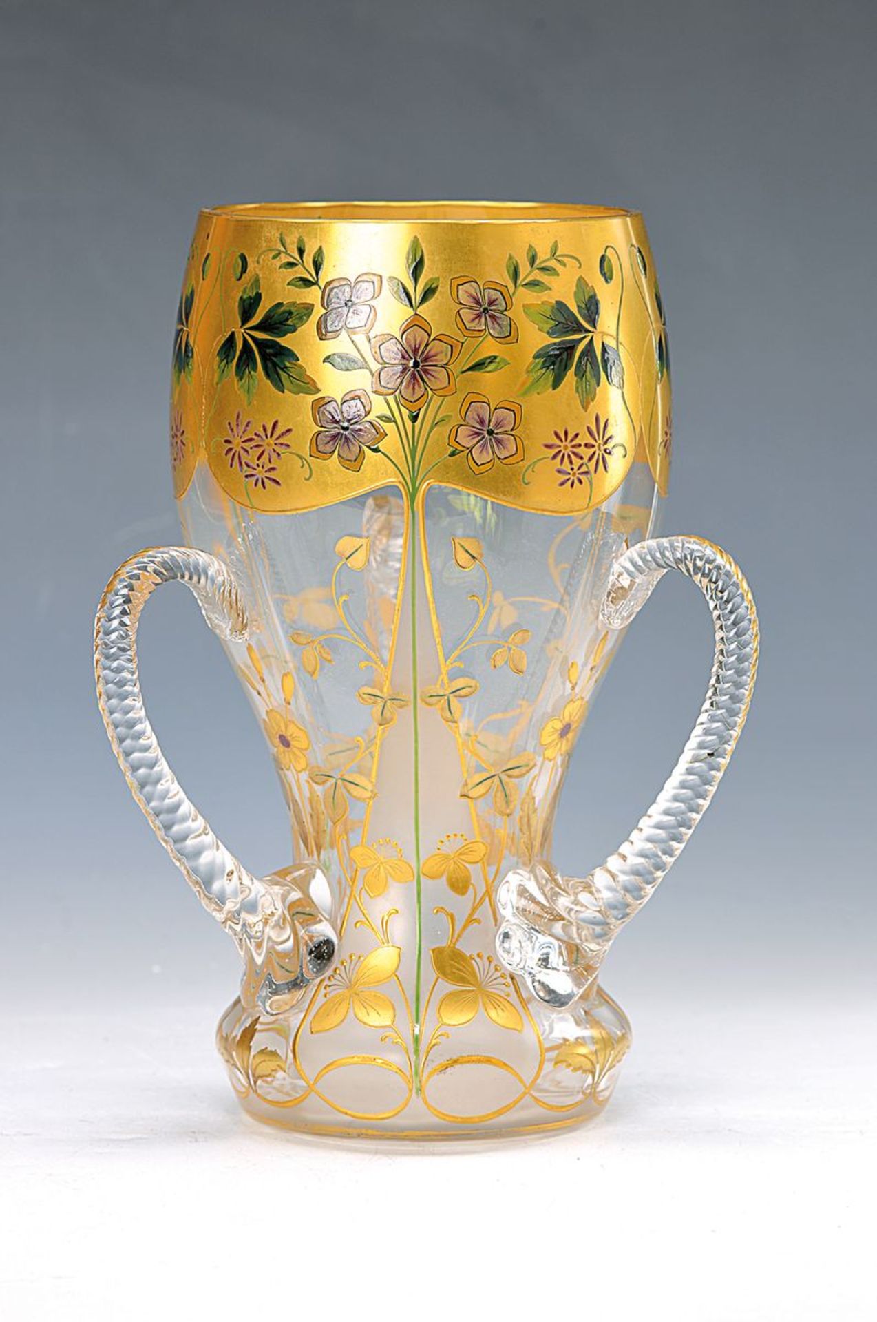 Vase, Harrach'sche Glashütte, um 1900, farbloses Glas, drei in sich gedrehte Henkel, reich vergoldet