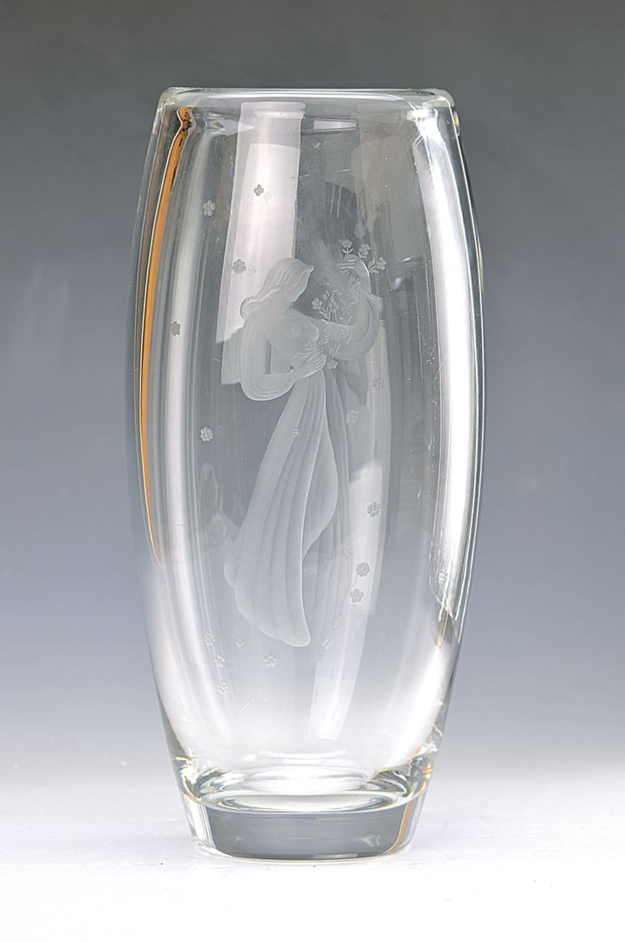 Große Vase, Orrefors, 1960er Jahre, farbloses mundgeblasenes Glas, fein graviert mit Frauenfigur und