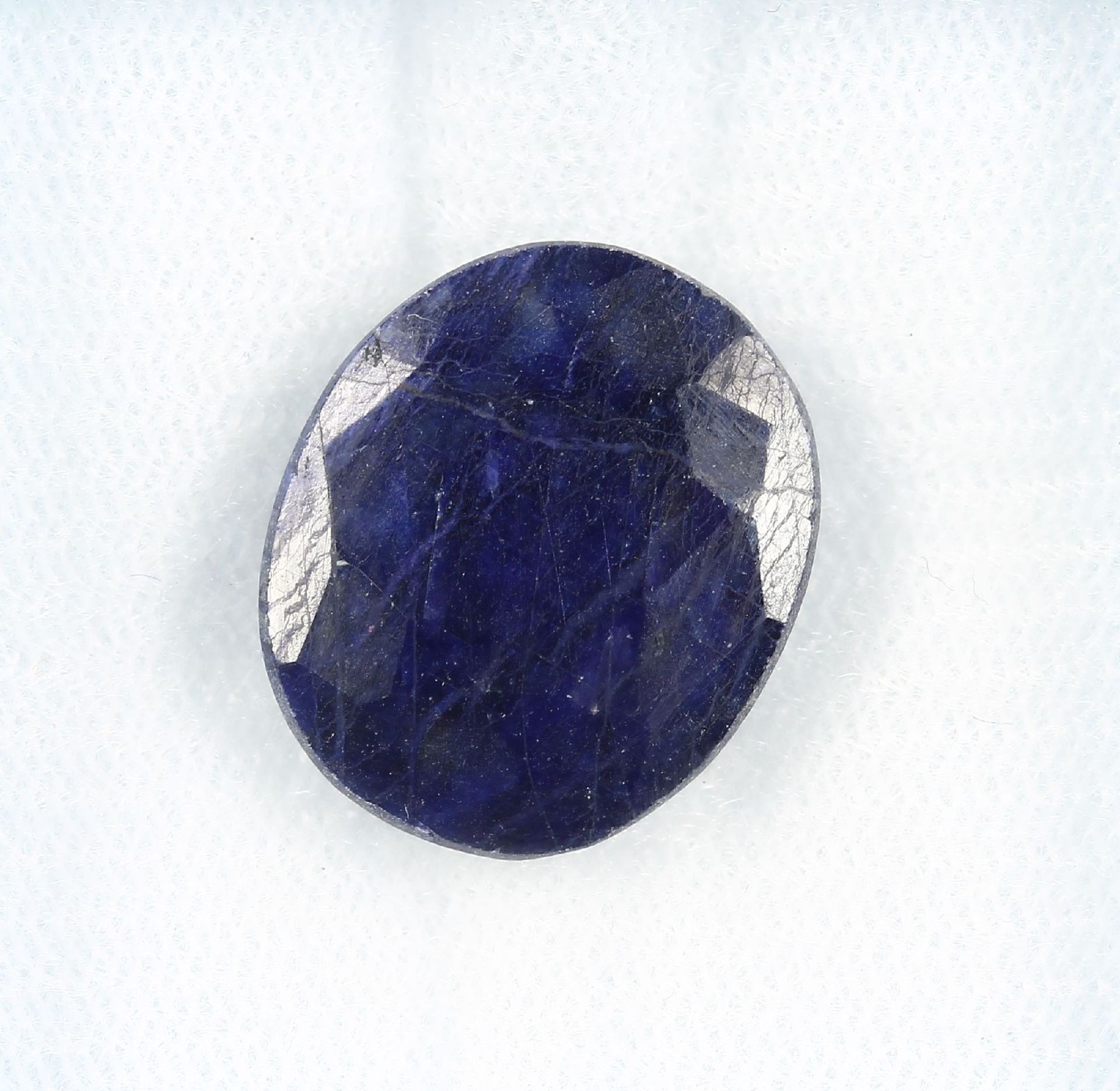 Loser Saphir ca. 20.00 ct, ovalfacett., opake Qualität Schätzpreis: 470, - EURLoose sapphire approx.