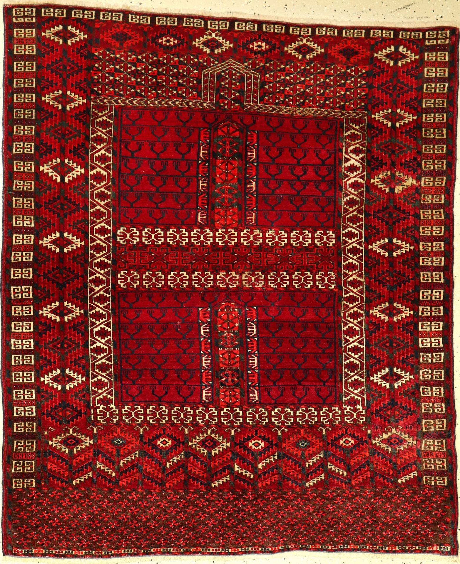 Tekke Bochara Engsi, Bochara, ca. 40 Jahre,Wolle auf Baumwolle, ca. 160 x 131 cm, feine Qualität.