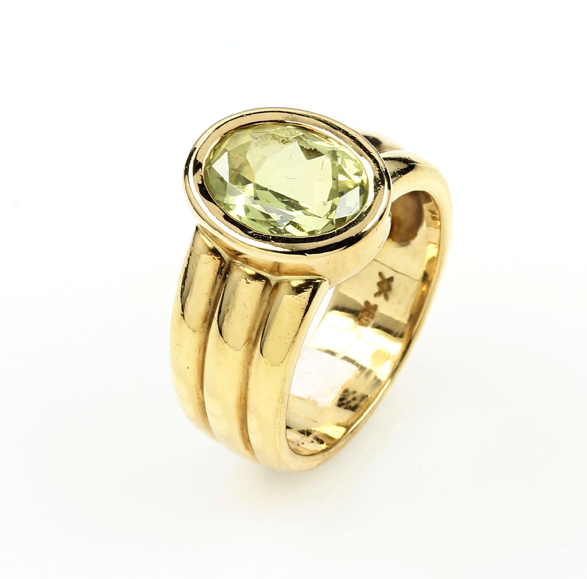 18 kt Gold Ring mit Lemoncitrin, GG 750/000, ovalfacett. Lemoncitrin ca. 4.0 ct, RW 57, ca. 13.9 g18