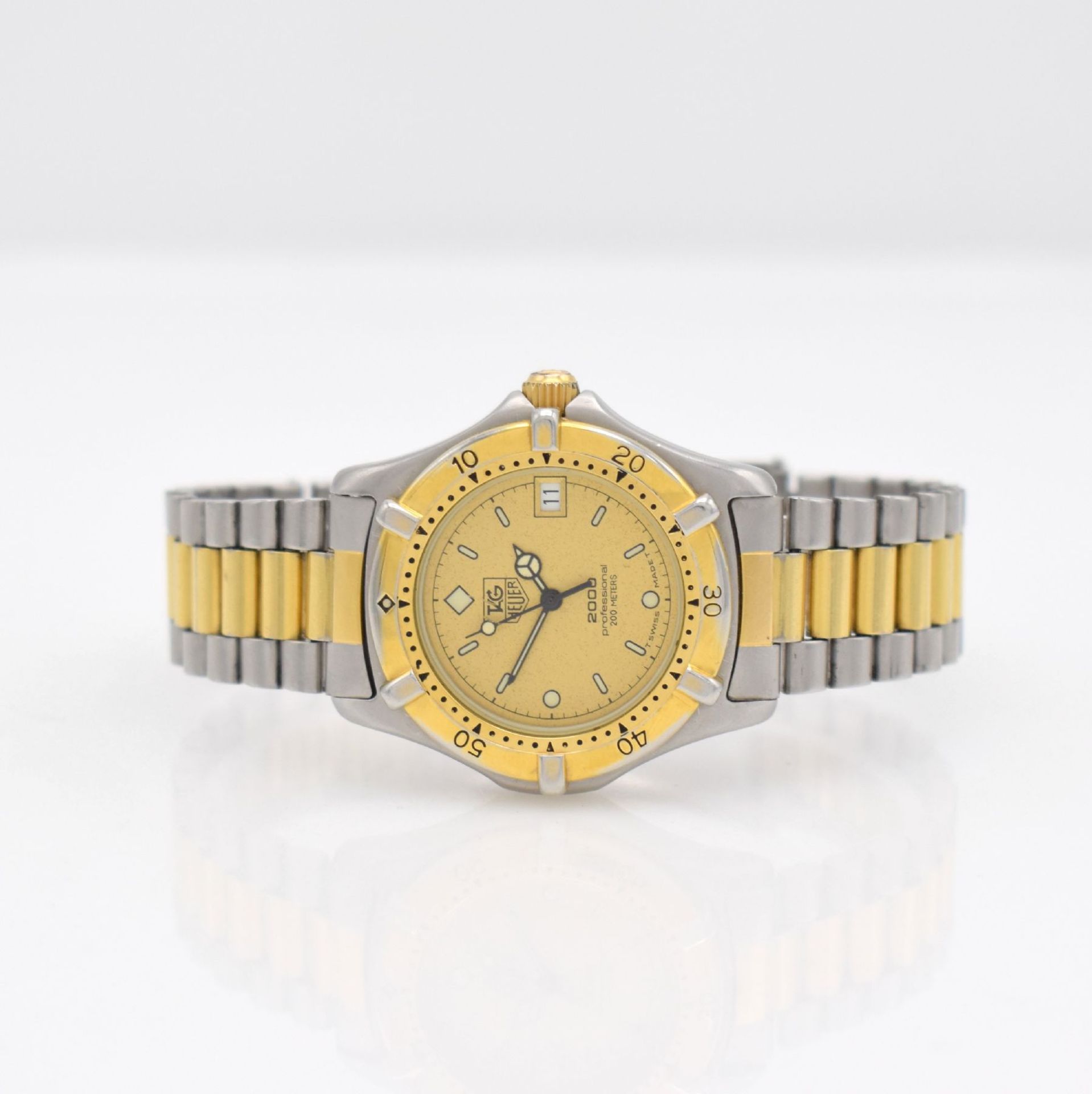 TAG HEUER Mediumarmbanduhr Professional 2000, Schweiz um 1990, Ref. 964.013B, Edelstahlgeh. inkl.