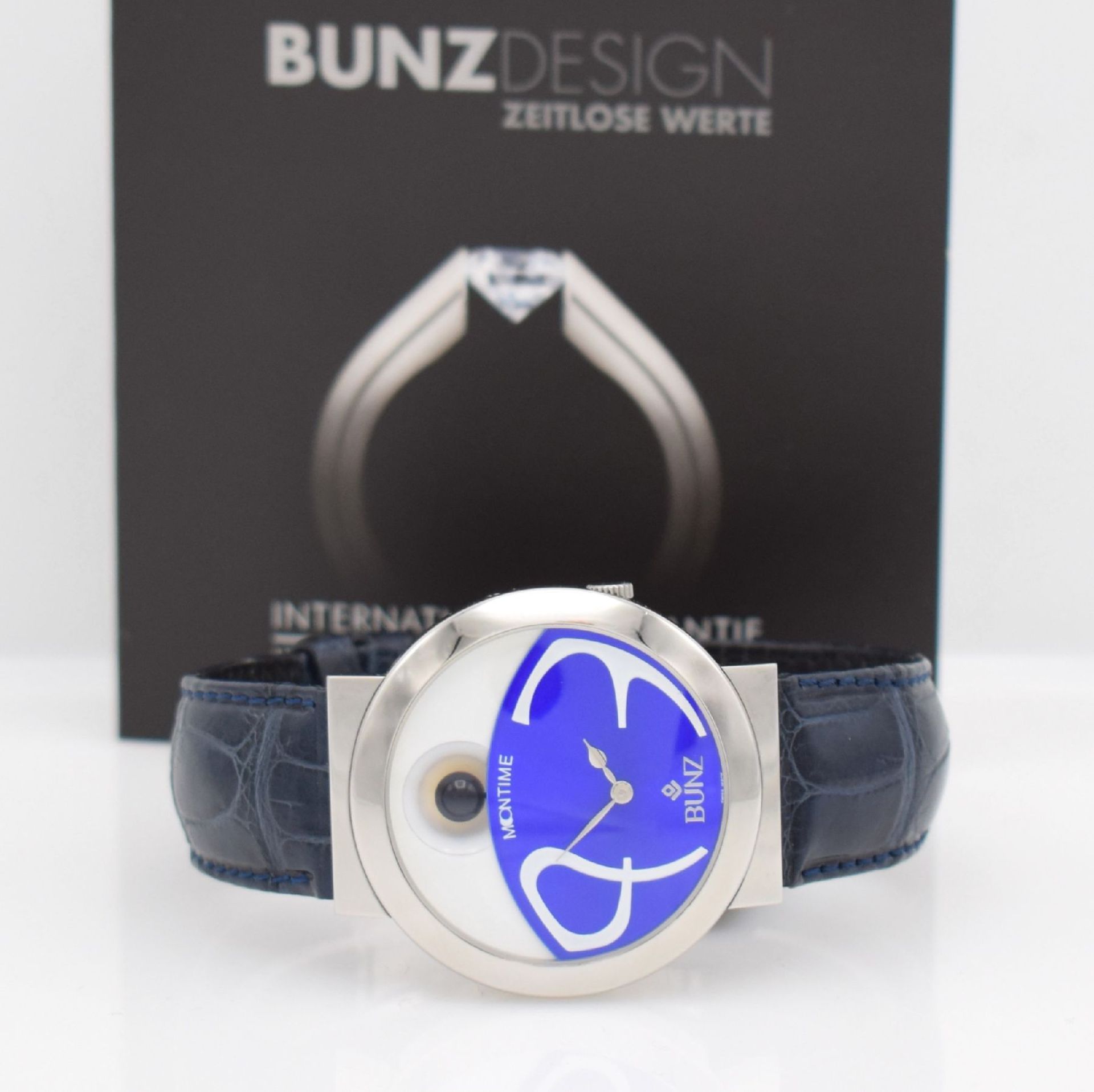 BUNZ Moontime neuwertige ausgefallene Damenarmbanduhr mit Mondphase, Schweiz um 2010, quarz,