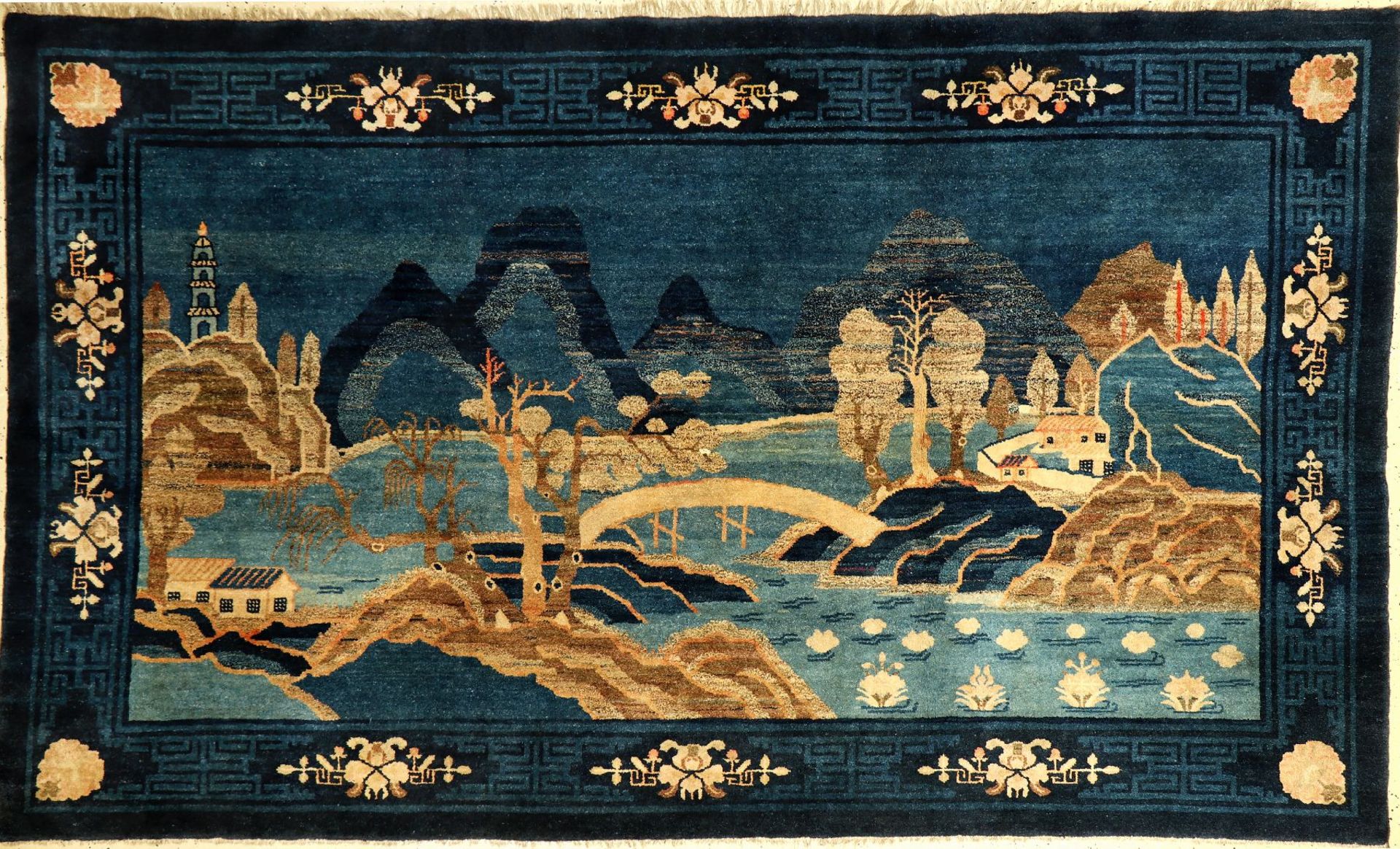 Seltener Pao Tao "Bildteppich" antik, Nordostchina, um 1900, Wolle geknüpft auf Baumwolle.