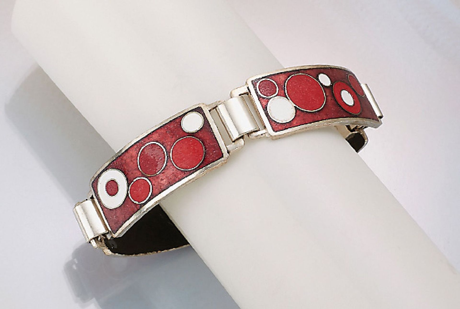 PERLI Armband mit Email, 1970er Jahre, einzelne Glieder rot und weiß emaill., z.T. Mattemail, L. ca.