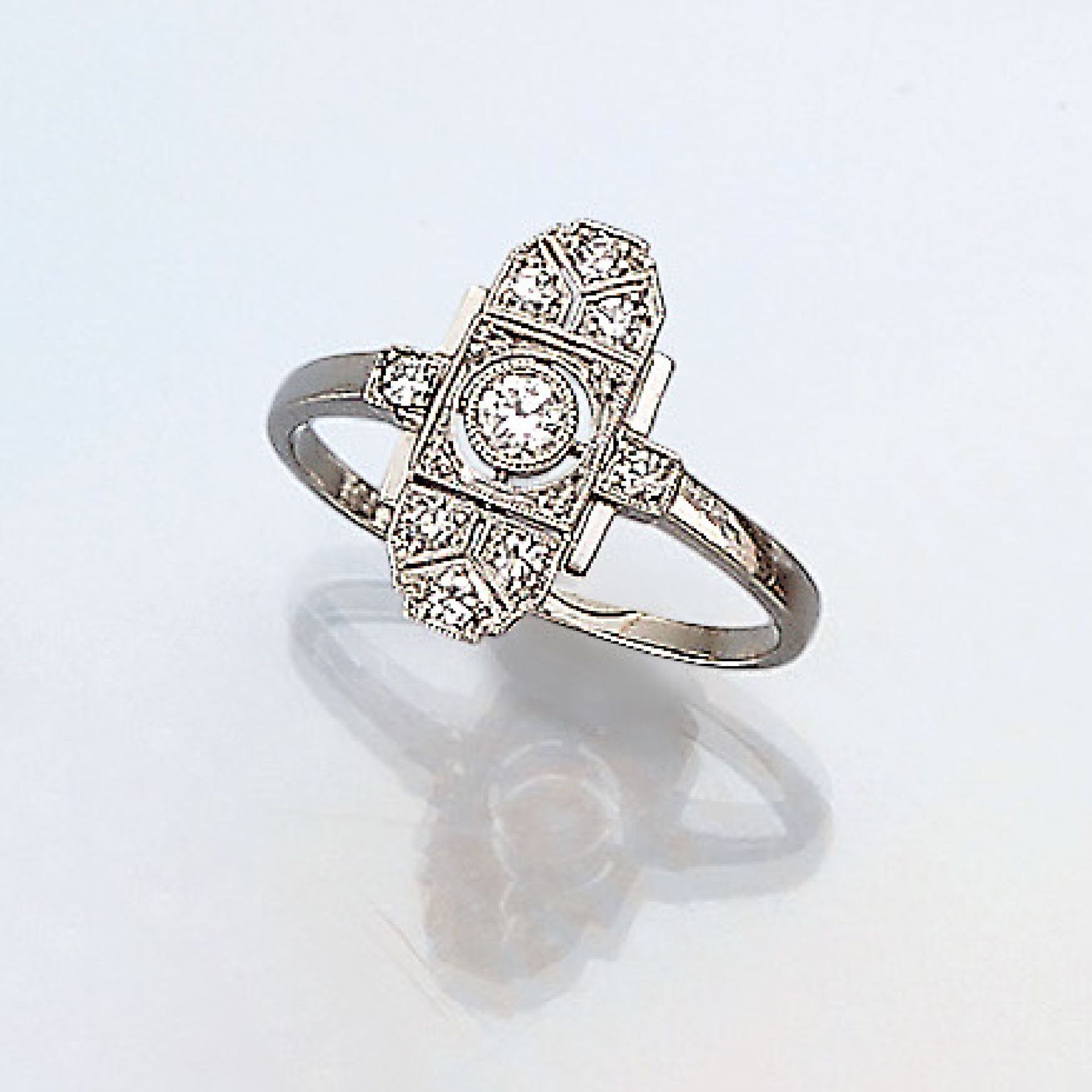 Art-Deco Platin Ring mit Diamanten, um 1930, Diamanten zus. ca. 0.39 ct Weiß-l.get. Weiß/si-p1,