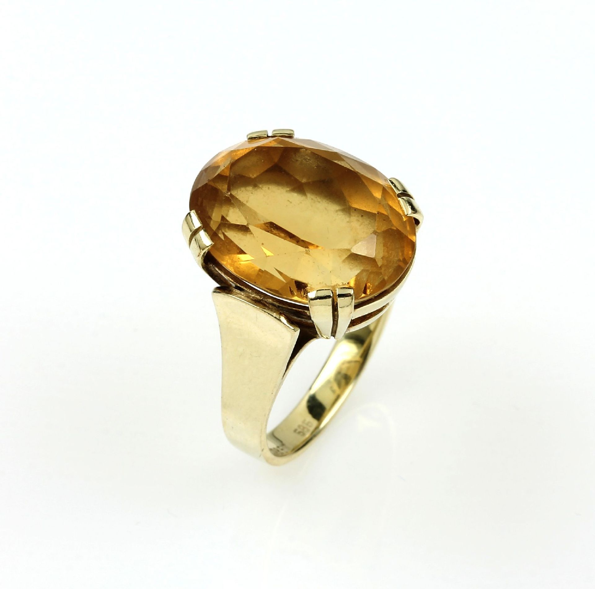 14 kt Gold Ring mit Citrin, GG 585/000, mittig oval