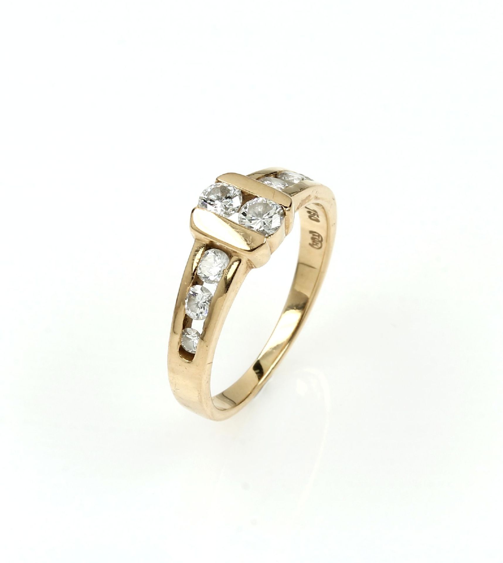 18 kt Gold Ring mit Brillanten, GG 750/000,8 Brillanten