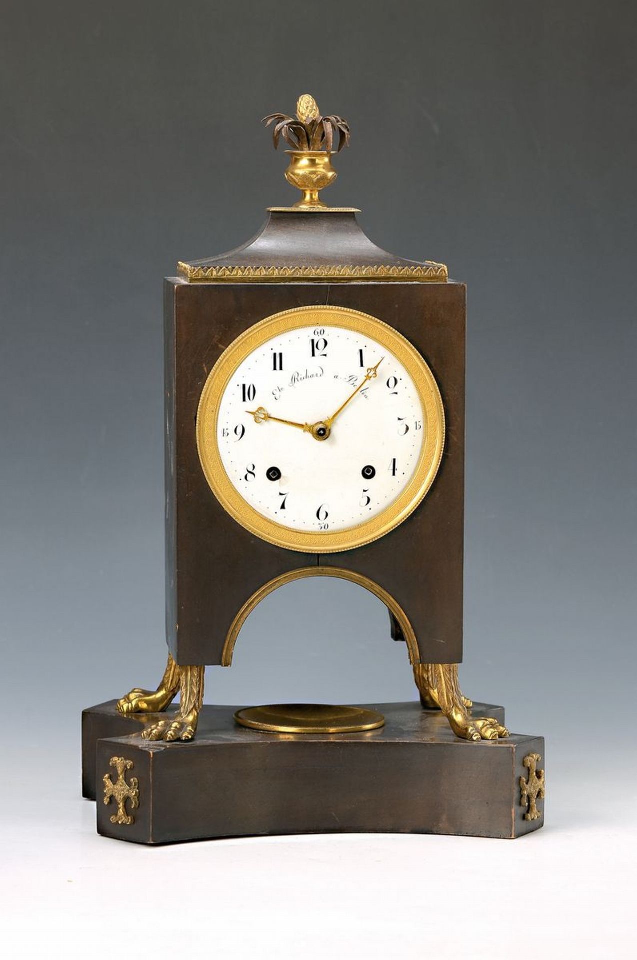 Tischuhr, Berlin um 1820, ebonisiertes Holzgehäuse, Uhr