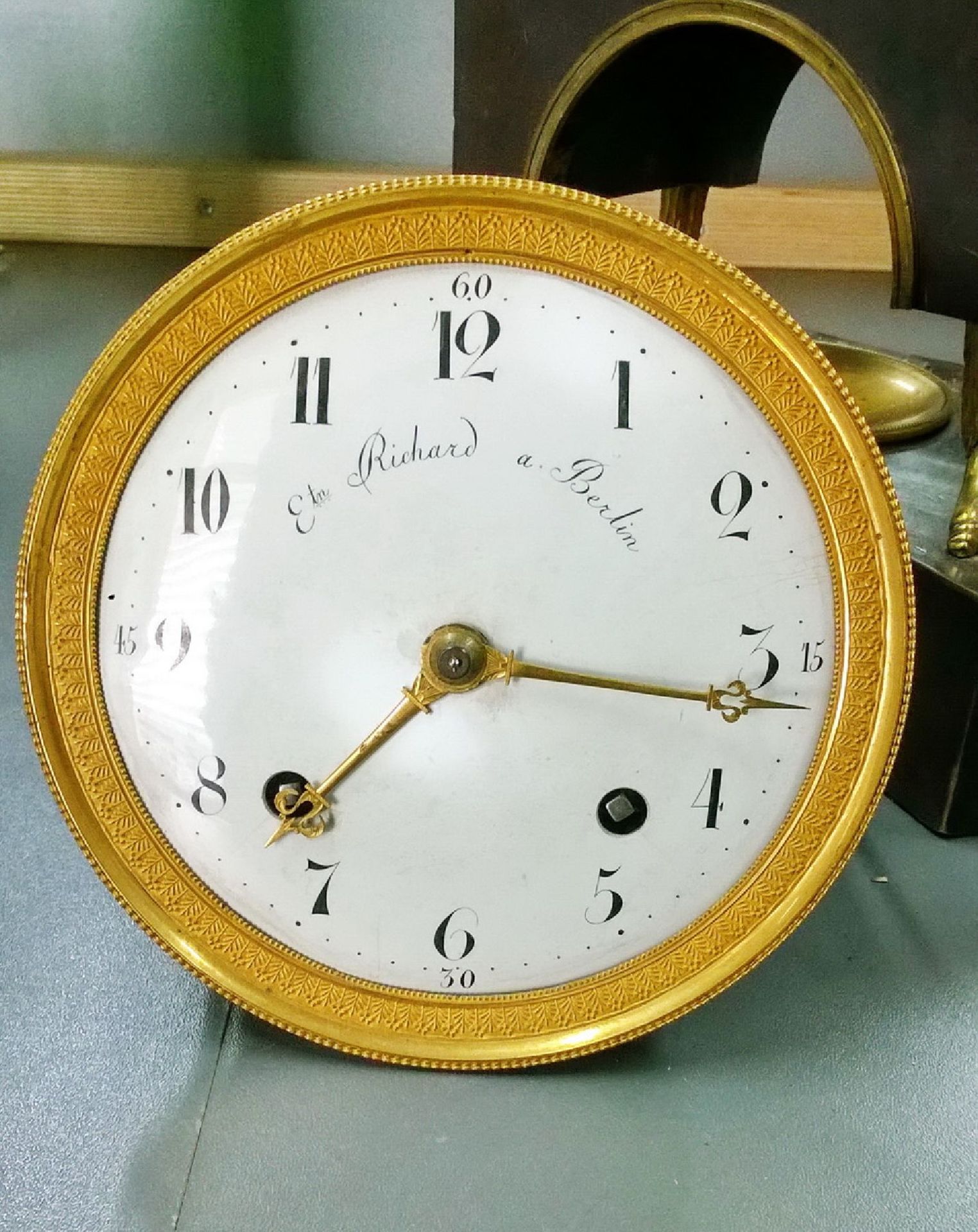 Tischuhr, Berlin um 1820, ebonisiertes Holzgehäuse, Uhr - Bild 3 aus 4