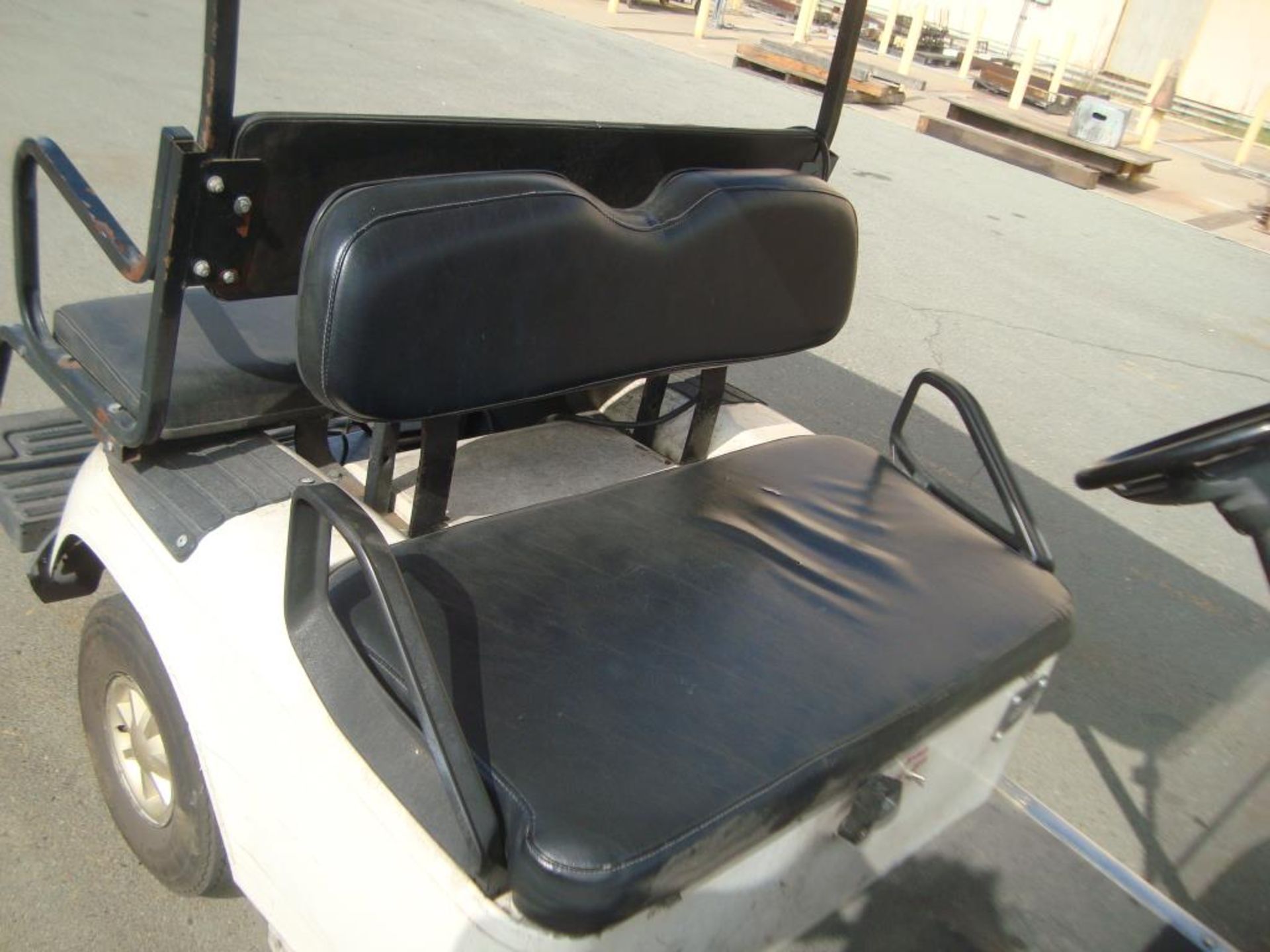 4-Seater Electric Golf Cart - Image 6 of 7