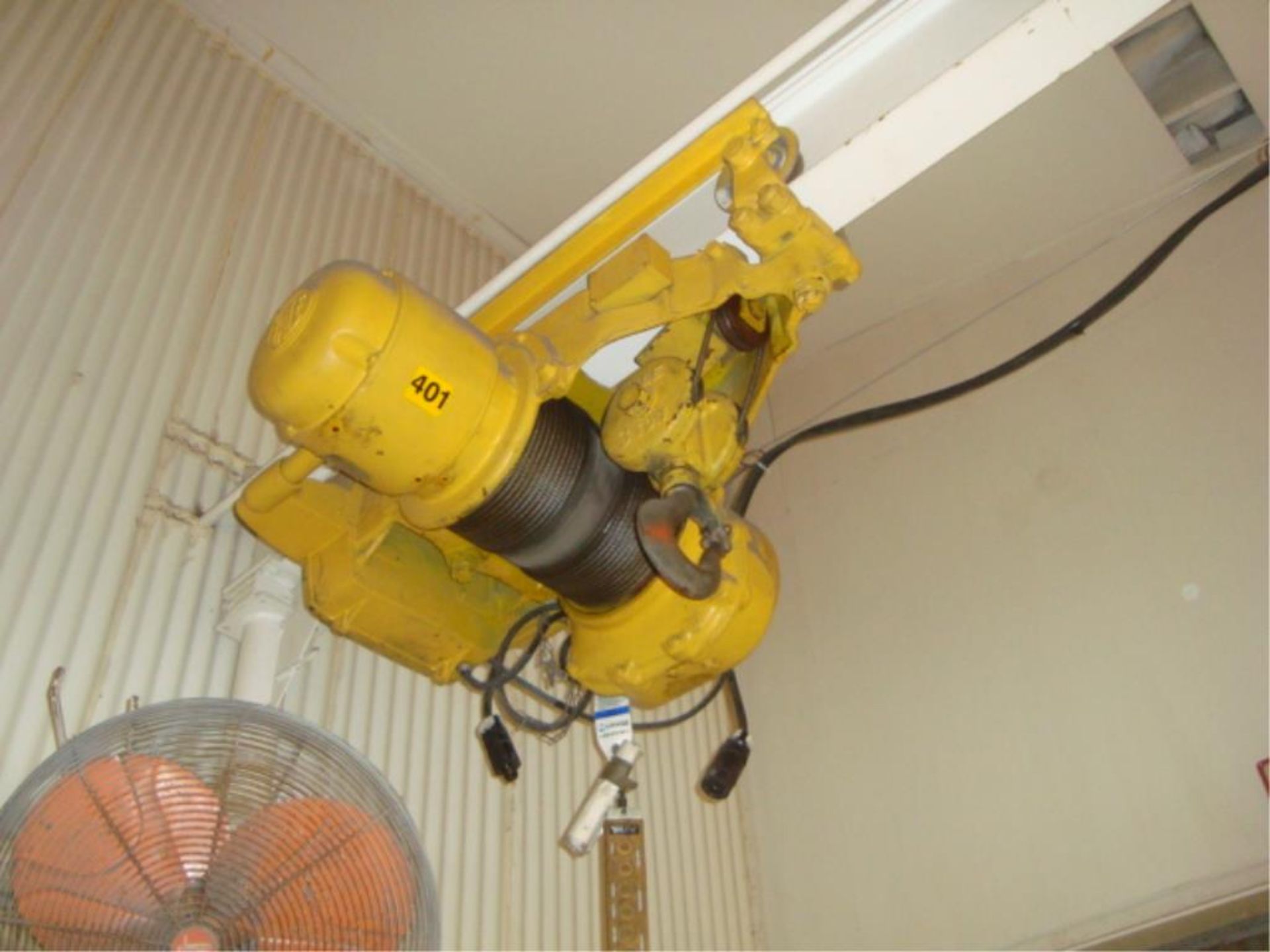 3-Ton Capacity Trolley Cable Hoist. - Image 2 of 4