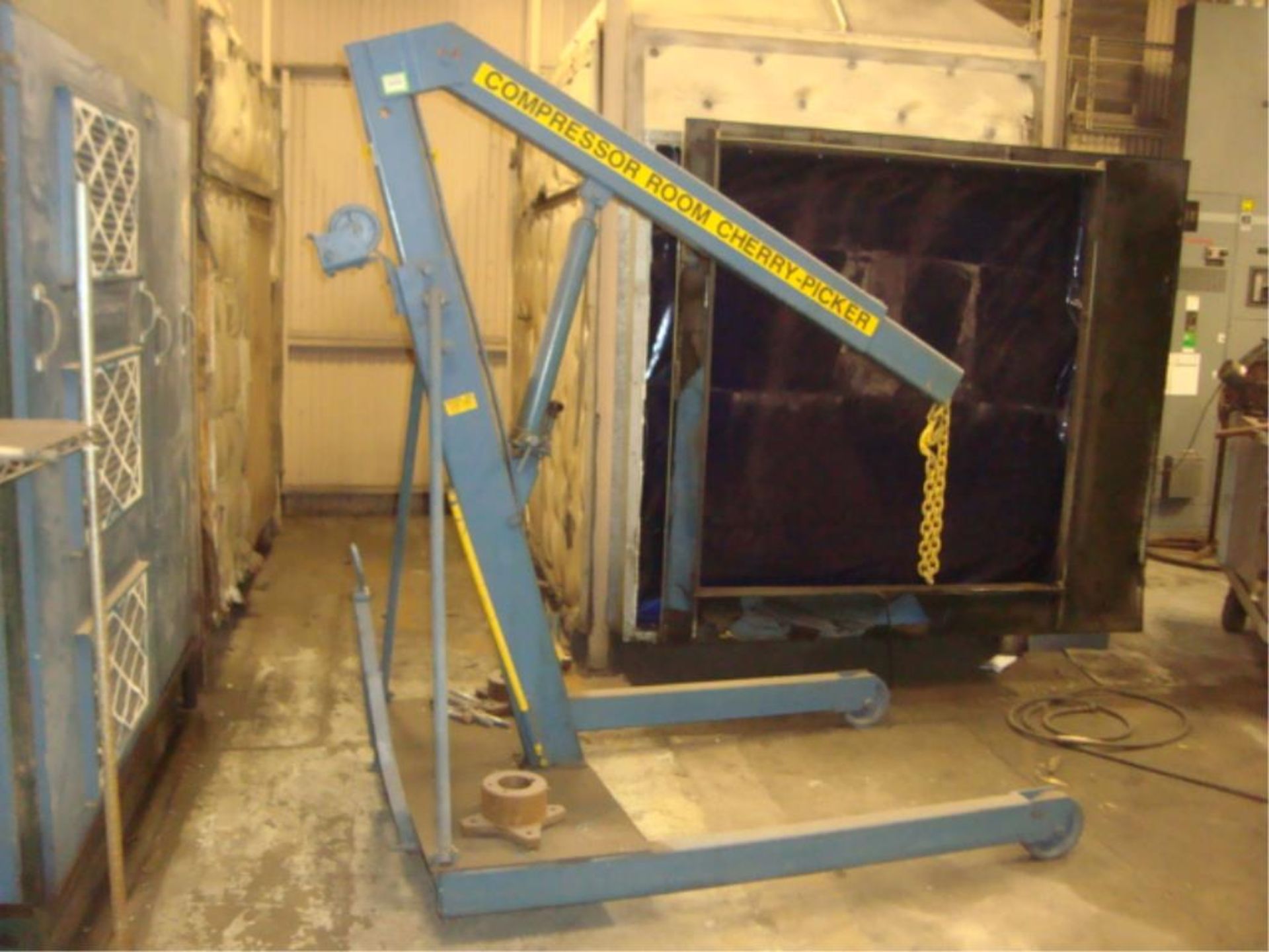 1-Ton Capacity Mobile "Cherry Picker" Hoist - Image 7 of 8