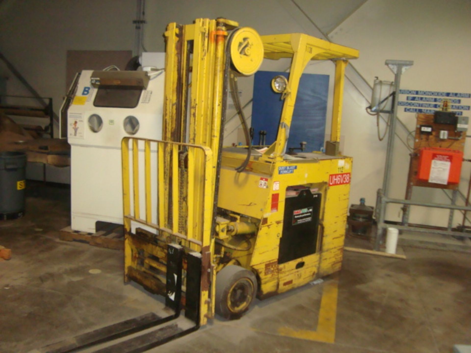 Electric Stand Up Riding Forklift - Image 2 of 9